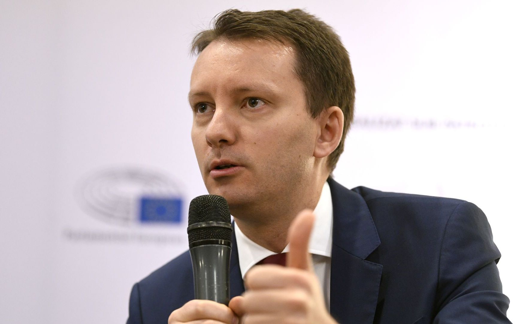 Siegfried Mureșan a mai adunat încă 30 de voturi. Pe cine a convins să îi voteze Guvernul