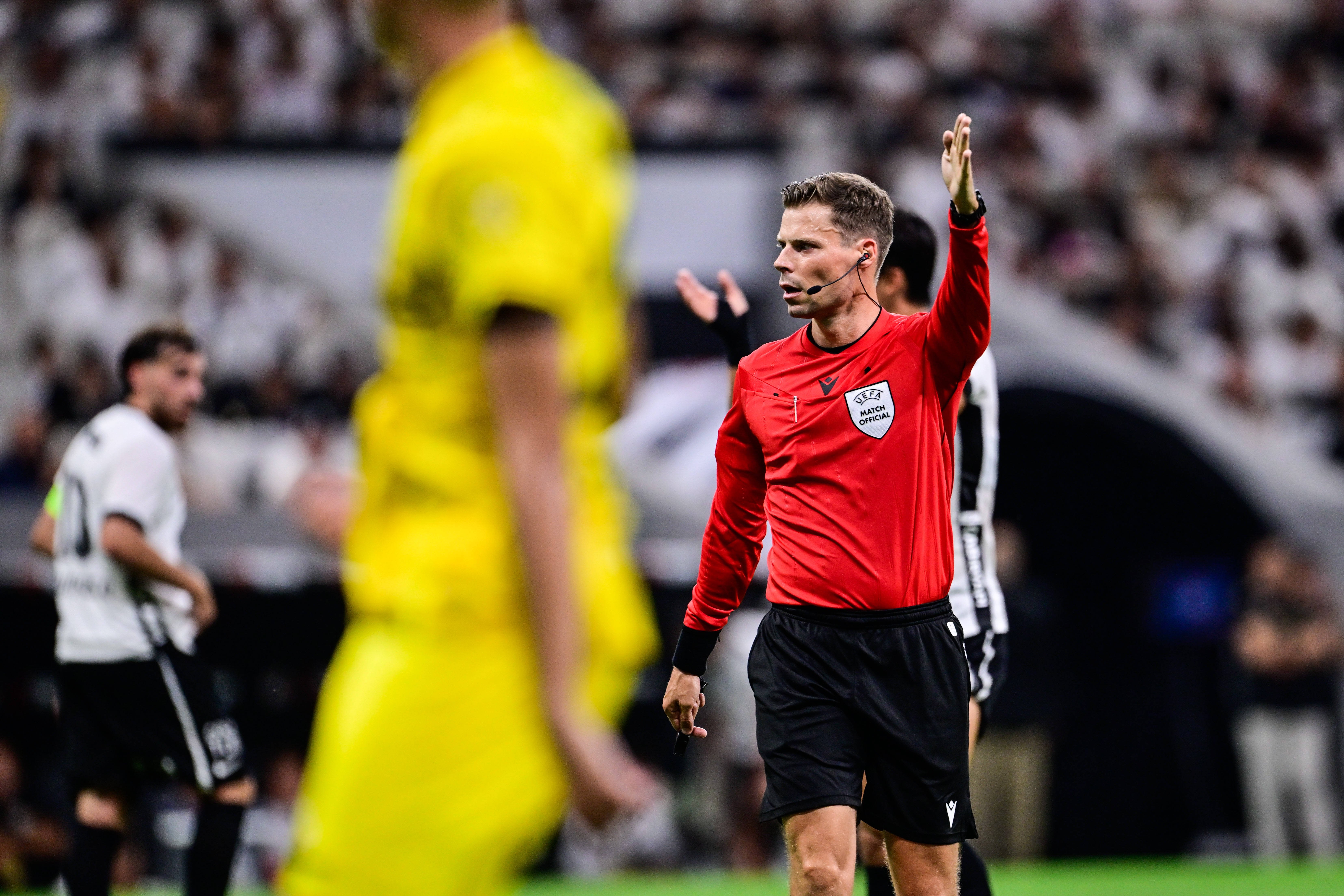 UEFA a decis! Cine va arbitra Polonia - România