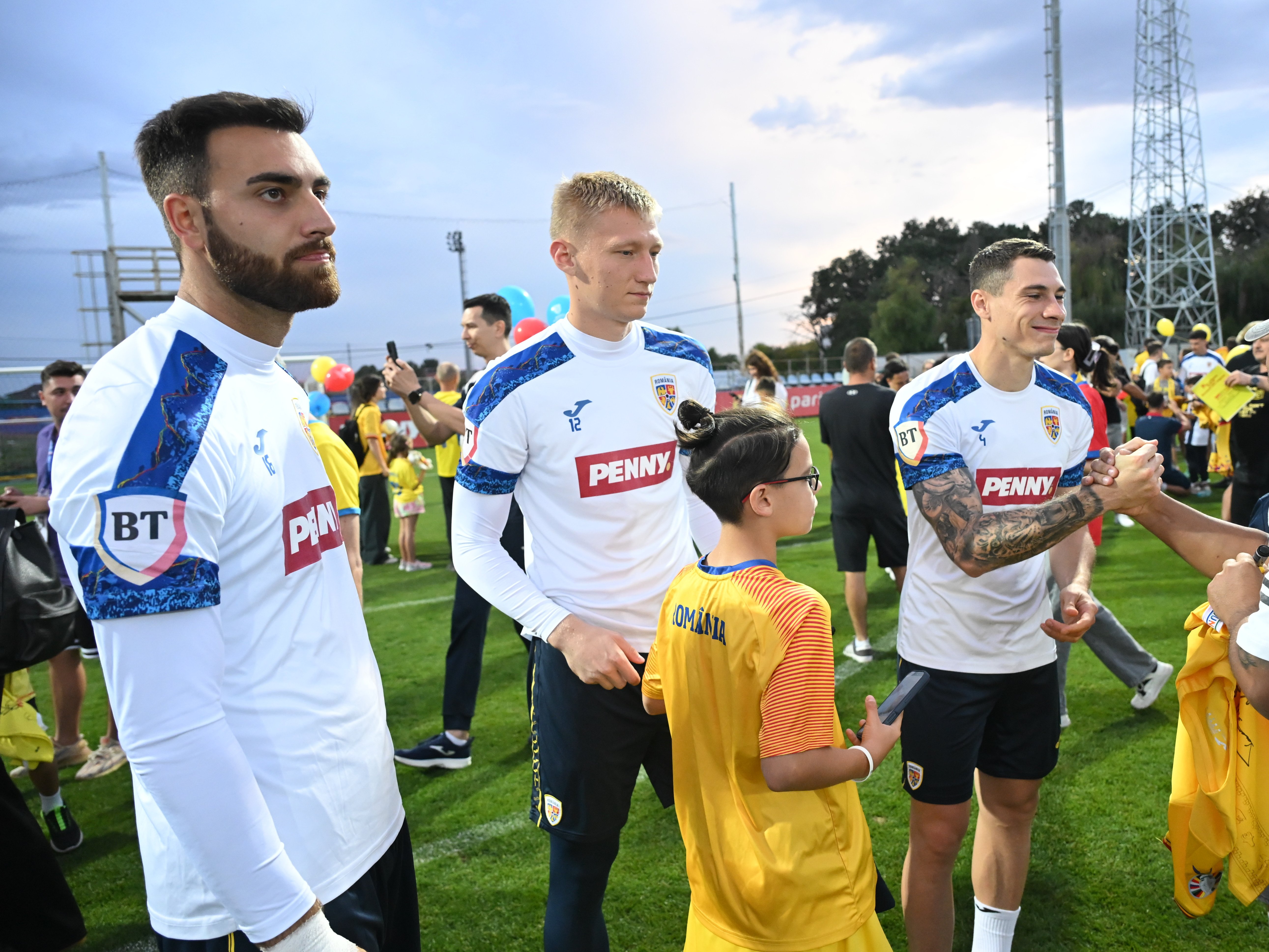 Portarul naționalei, aproape de transferul carierei: oferte din Germania și Italia! Clubul cere 10 milioane de euro