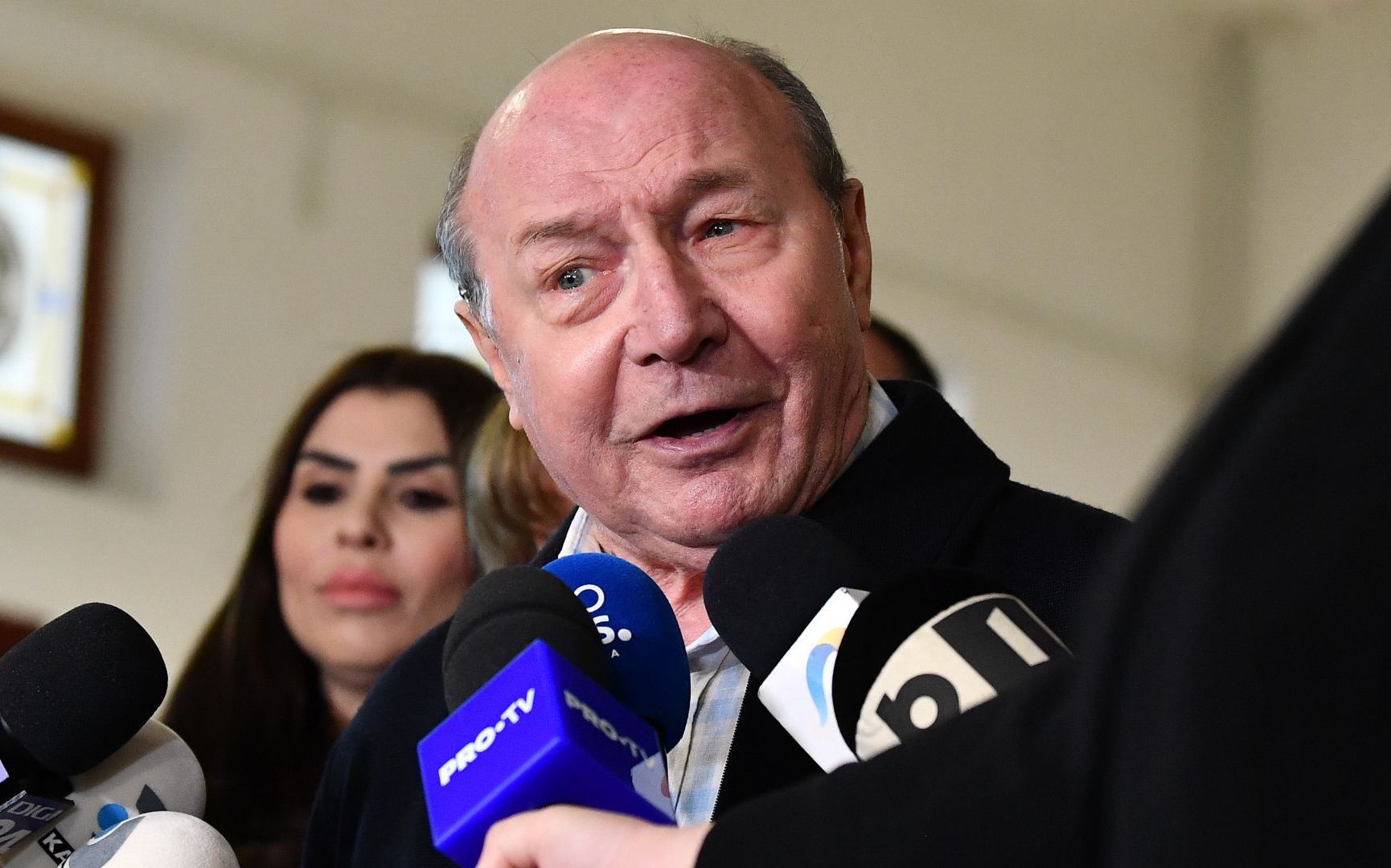 Băsescu cere verificarea „băii de bani” în care se scaldă Simion: „Arestarea lui Georgescu, momentul de maximă amplitudine”