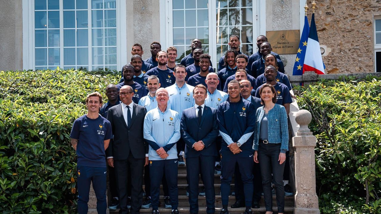 Scandal imens la naționala Franței. Șeful securității a fost pus sub acuzare, după ce a primit bani de la jucători, printre care Mbappe