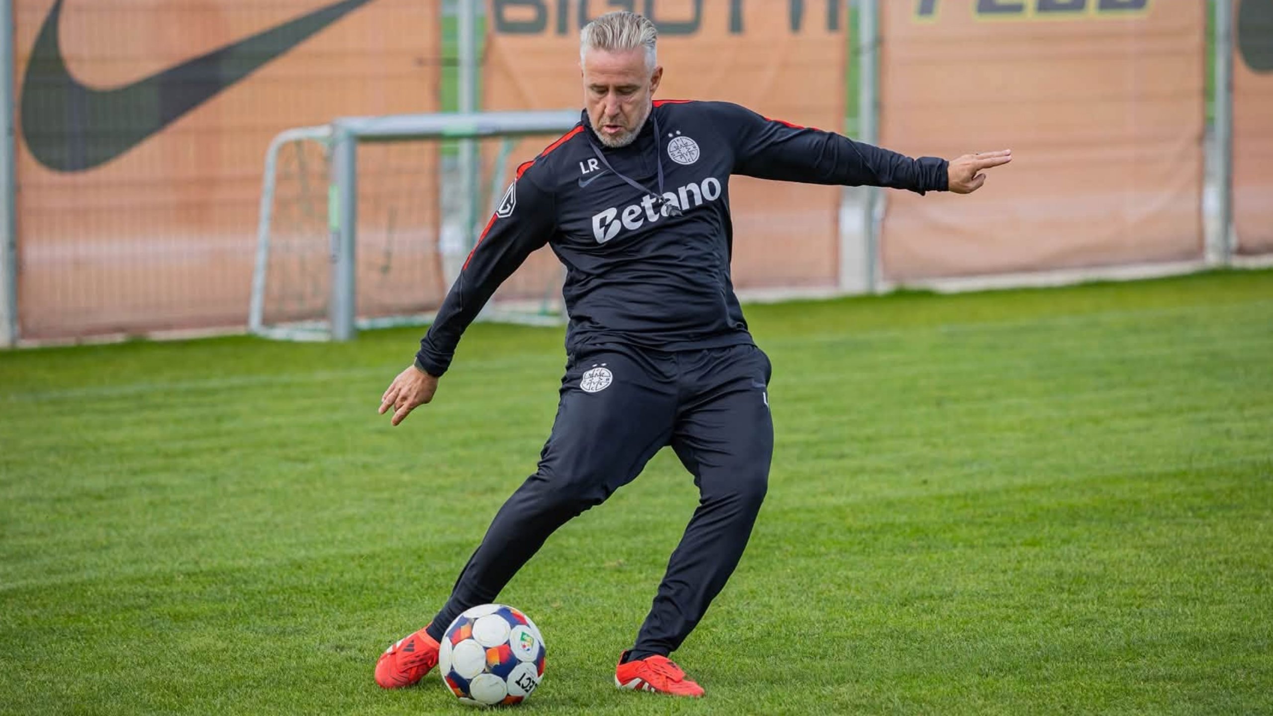 Reghecampf s-a lămurit după primele antrenamente la FCSB! Gigi Becali dezvăluie ce i-a spus antrenorul