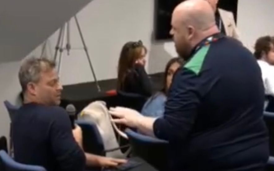 Scandal de proporții în Liga Națiunilor: "Nu pune mâna pe mine!". Conferința de presă, încheiată