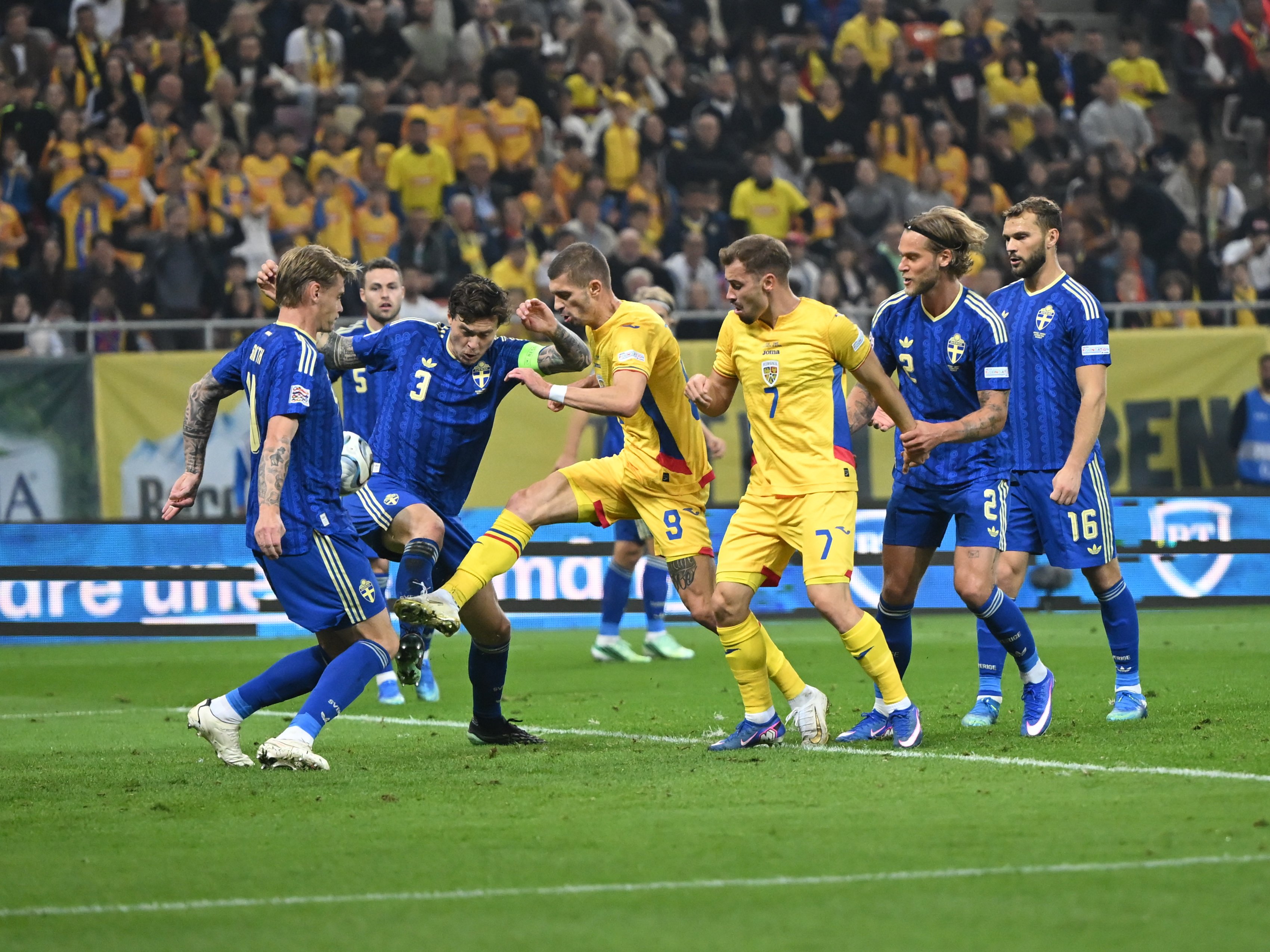 România - Suedia 0-1, ACUM pe Sport.ro. Tricolorii aleargă după egalare în a doua repriză