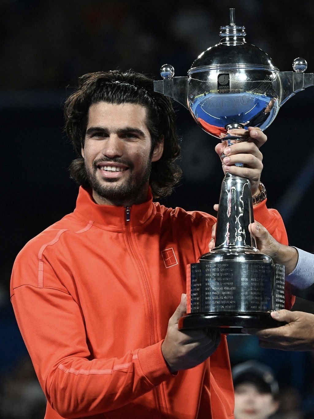 Se bucură de două ori? Carlos Alcaraz, campion la Tokyo, în ziua în care Sinner a anunțat că nu mai joacă tenis până în 2027