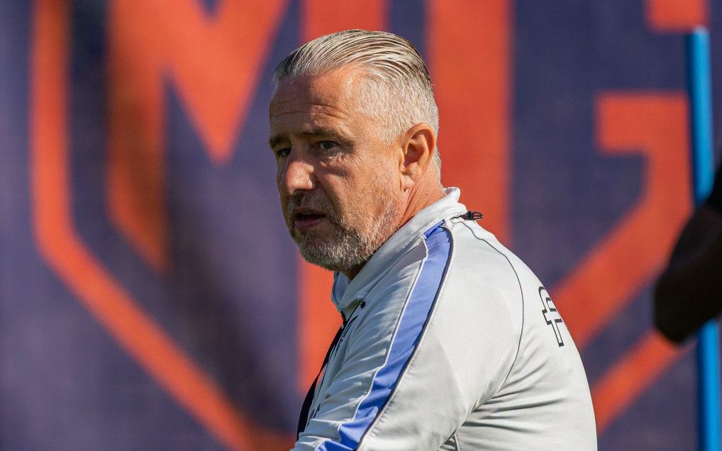 O nouă șansă: Reghecampf poate scăpa un fotbalist din "ghearele" lui Becali