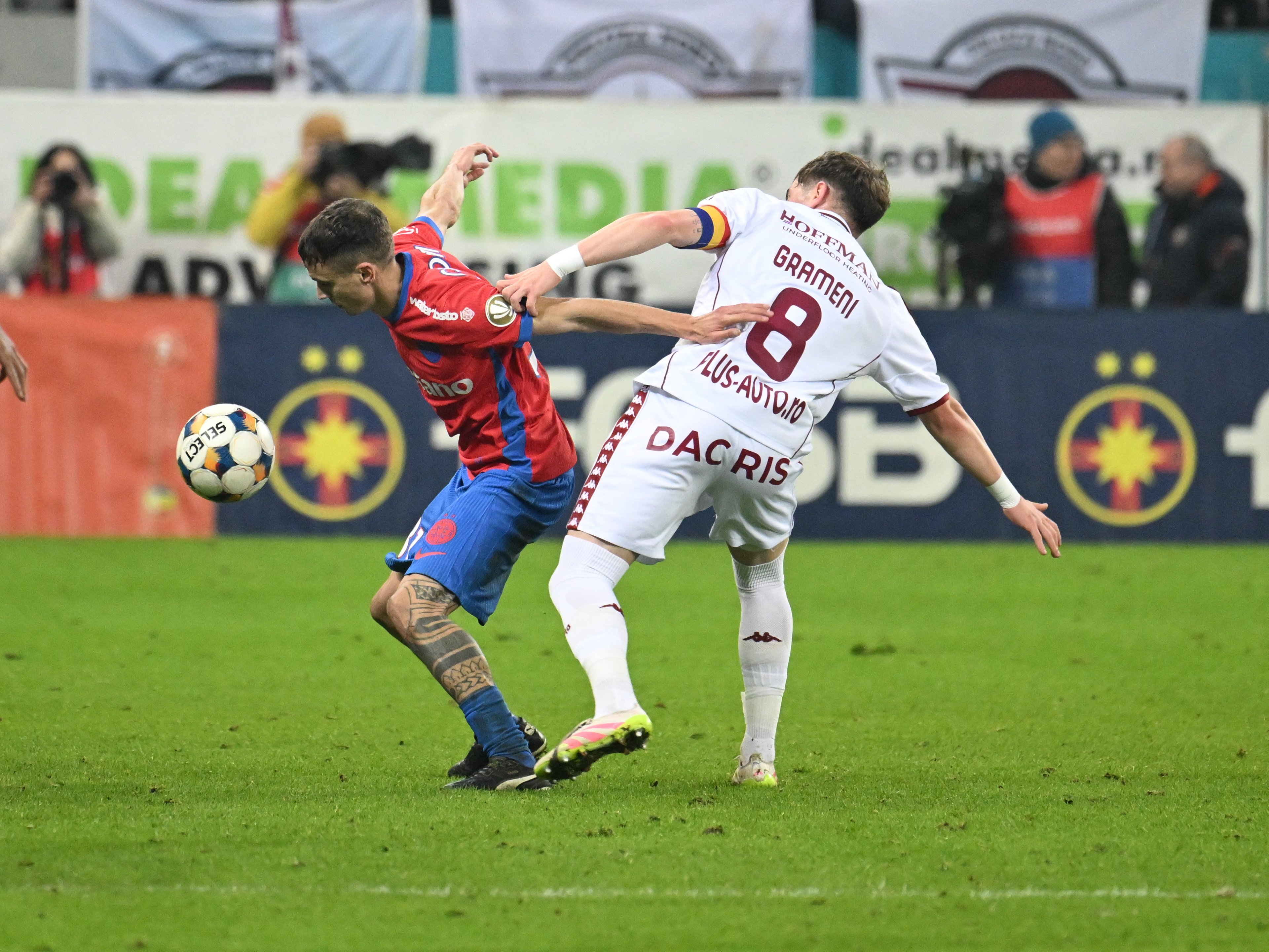 Modificări de ultimă oră! Când se joacă FCSB – Rapid din etapa #13 din Superliga României