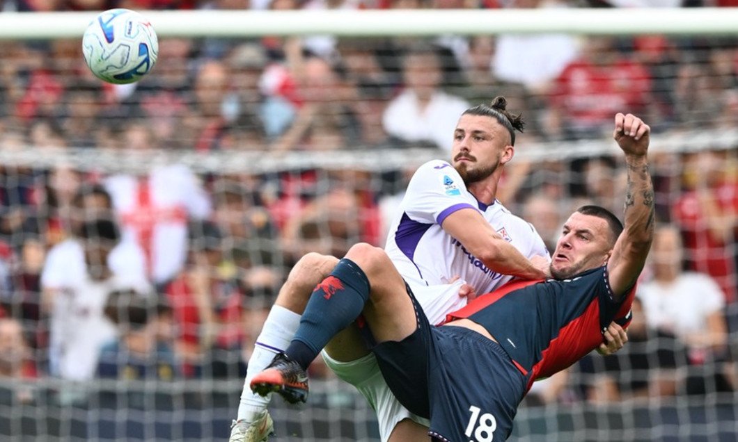 Italienii nu l-au menajat pe Radu Drăgușin după Genoa - Fiorentina! Românul, considerat printre cei mai slabi