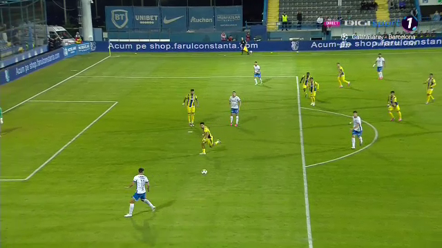 Gol a la Roberto Carlos în Farul - Petrolul!