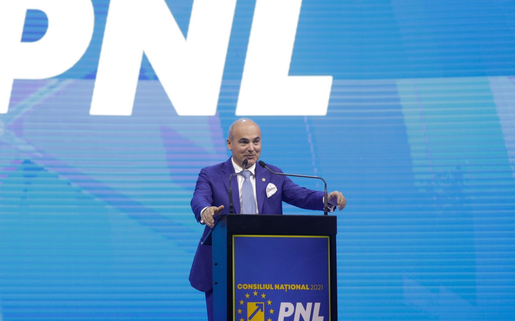 Aripa anti Bolojan din PNL, decisă să voteze guvernul lui Luca Niculescu: „Suntem 25 şi mai sunt 3-4 care încearcă”