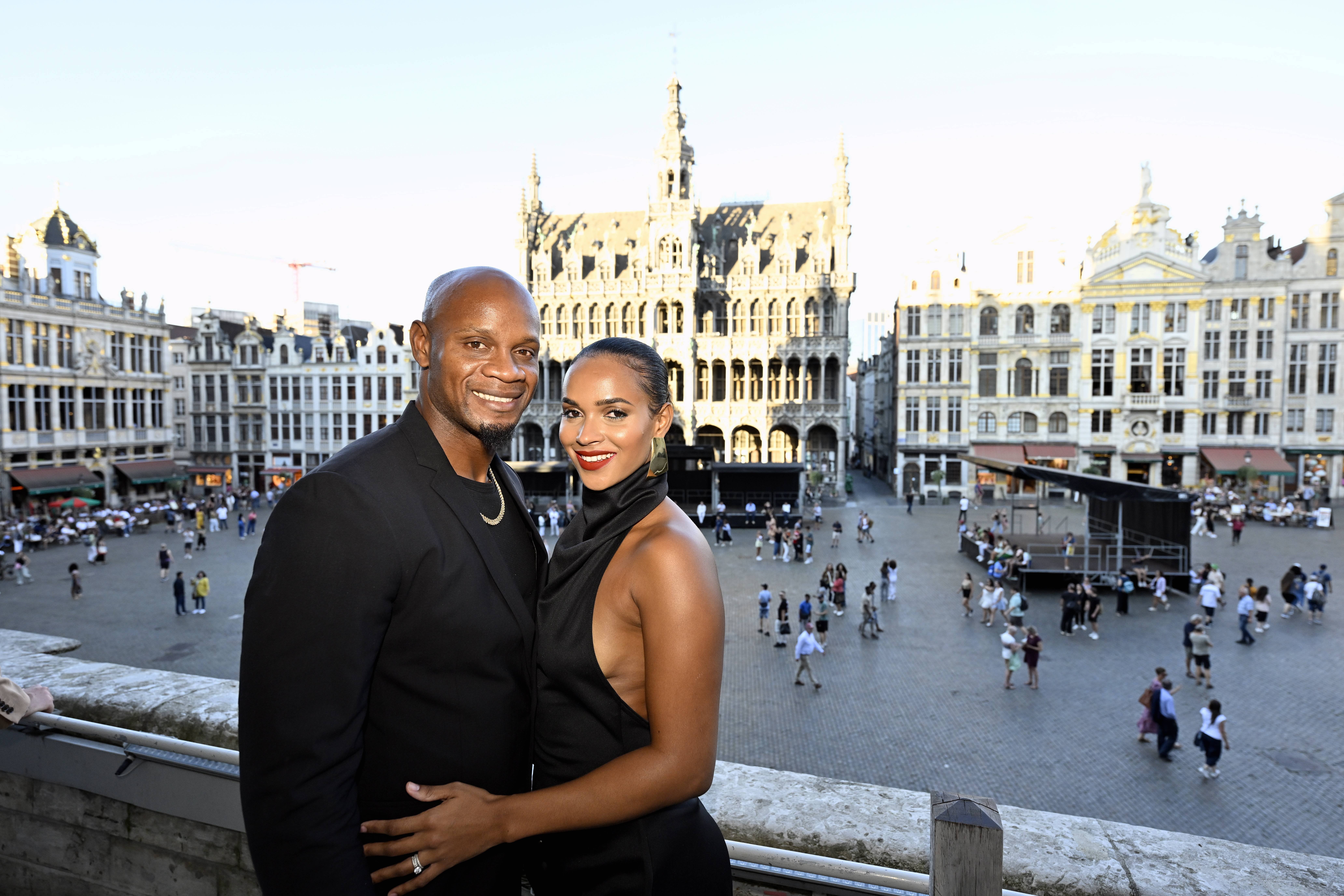 La 43 de ani, legendarul Asafa Powell începe o nouă carieră