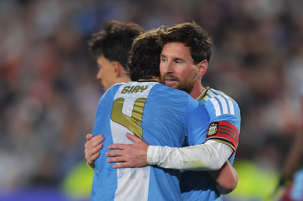 AC Milan, AS Roma, Como și Napoli se luptă pentru transferului unui argentinian de 22 de ani