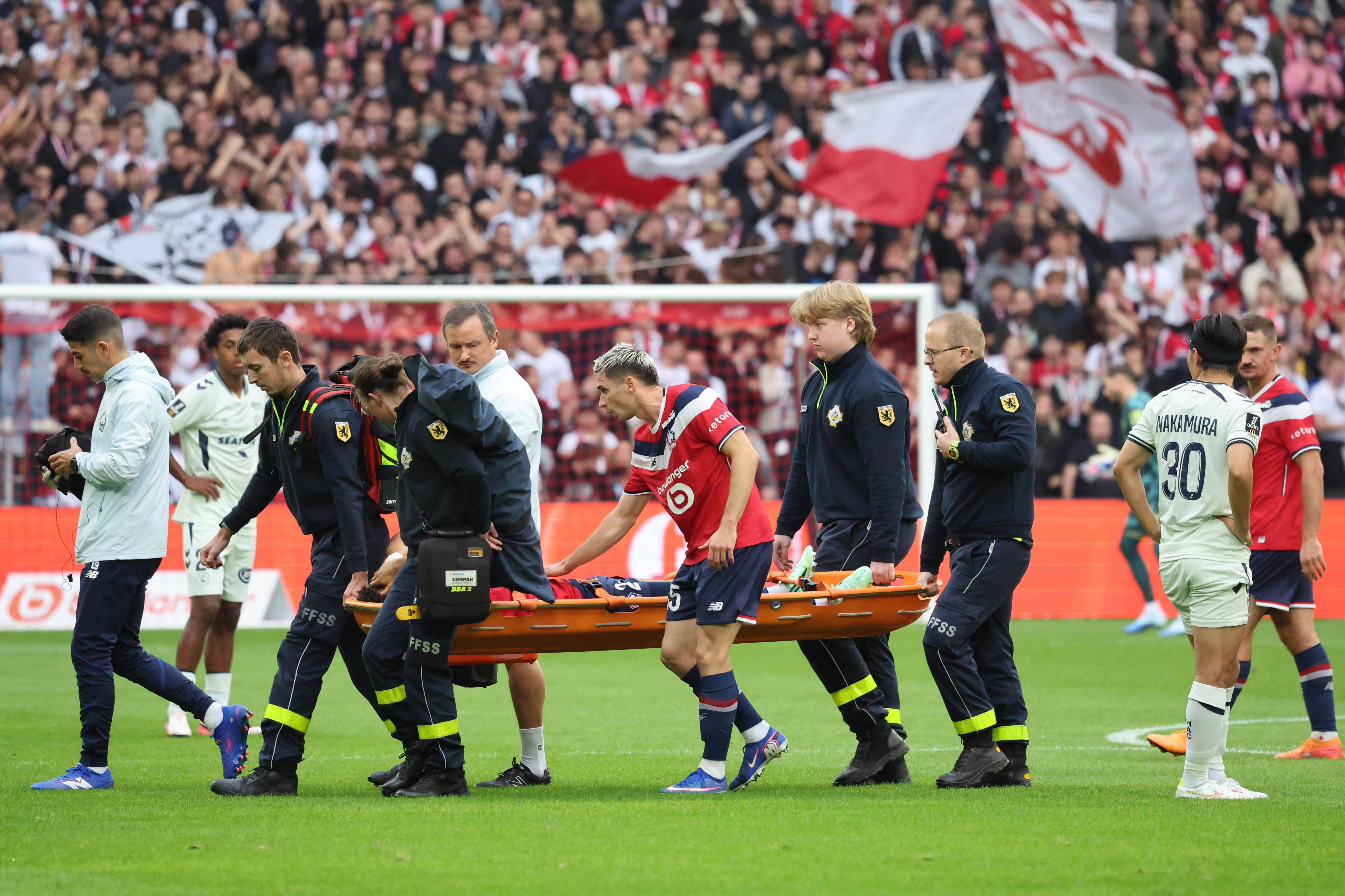 Lille plănuieşte acţiuni legale după accidentarea gravă a lui Tiago Santos! Ligue 1, EXCLUSIV pe VOYO