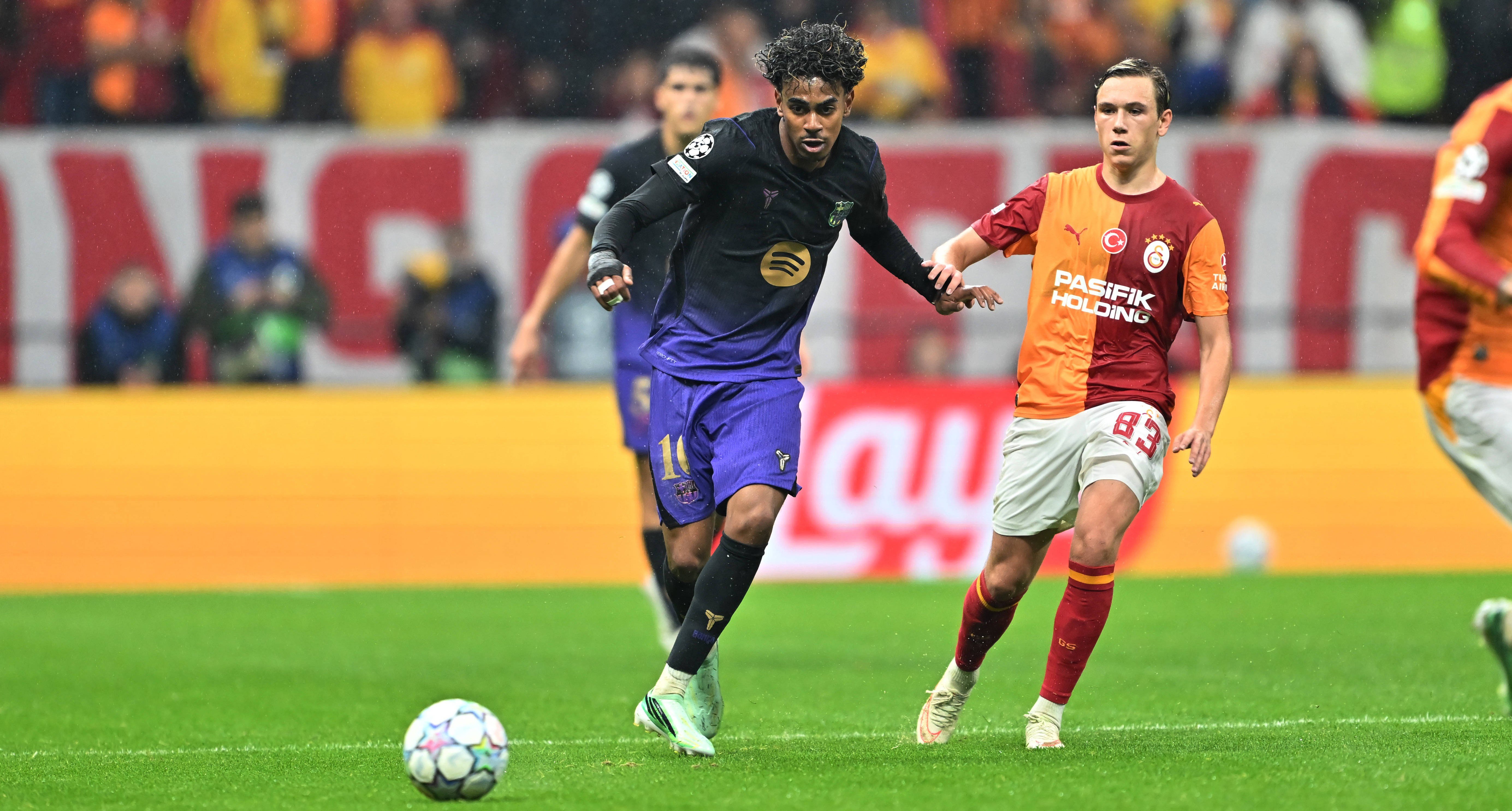 Rusul care a intrat în istorie după Galatasaray – Barcelona 1-4! Nu s-a mai întâmplat de 15 ani