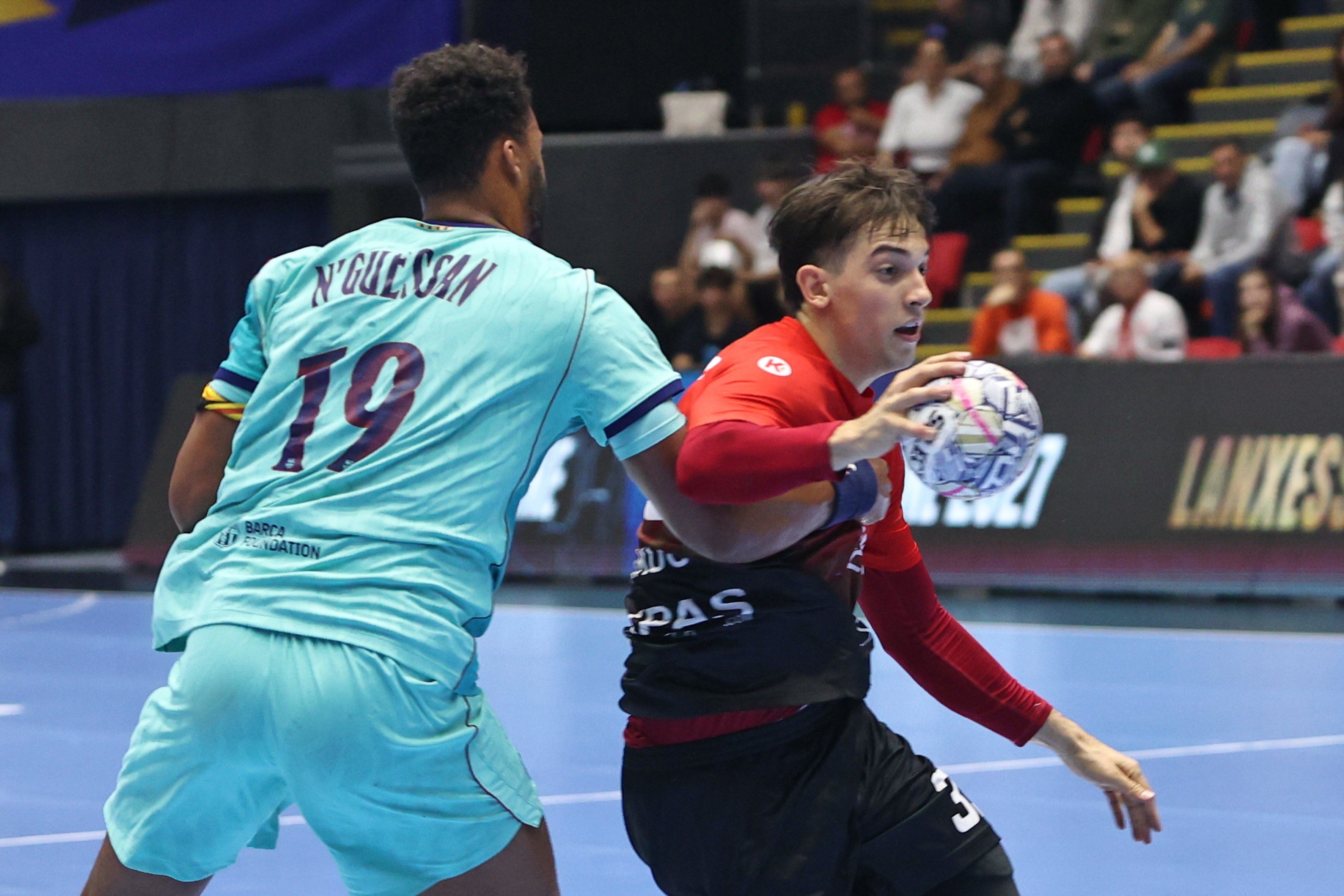 Cs dinamo bucuresti barcelona ehf champions league 15102026 10