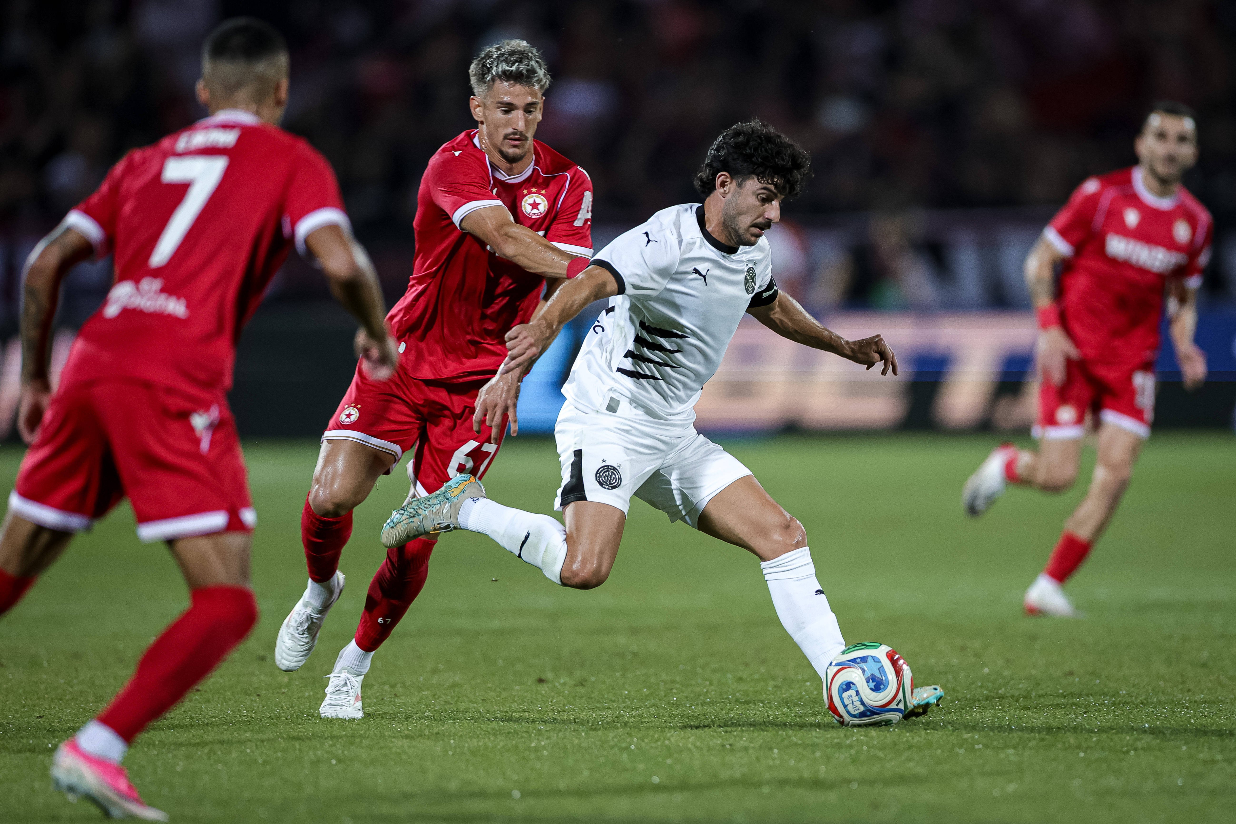 ȚSKA Sofia - AS Monaco 1-2, cu Cătălin Itu pe teren. Vlad Dragomir titular, în Atalanta - Pafos! Partidele serii din Conference League