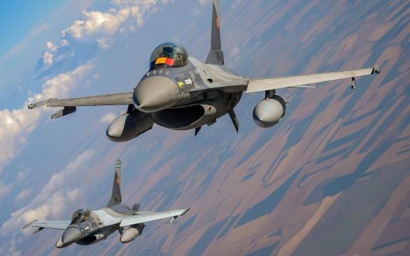 NEWS ALERT - Piloții români au doborât sâmbătă, în doar 3 minute, deasupra Mării Negre, noile drone ale Rusiei. Miruță: Zburau cu 450 km/h