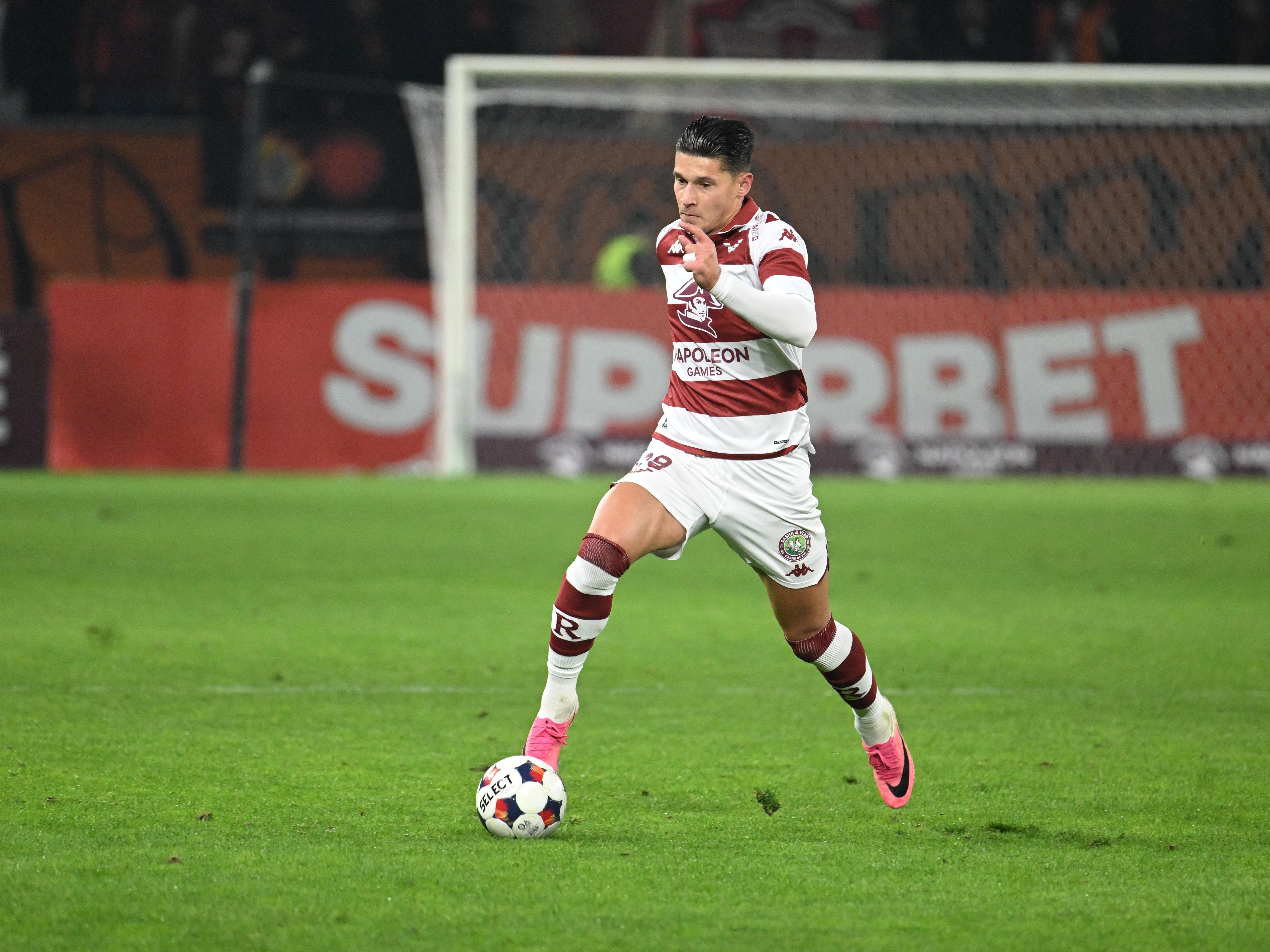 ACUM: Rapid București – Corvinul Hunedoara 1-0, pe Sport.ro. Alex Dobre deschide scorul!