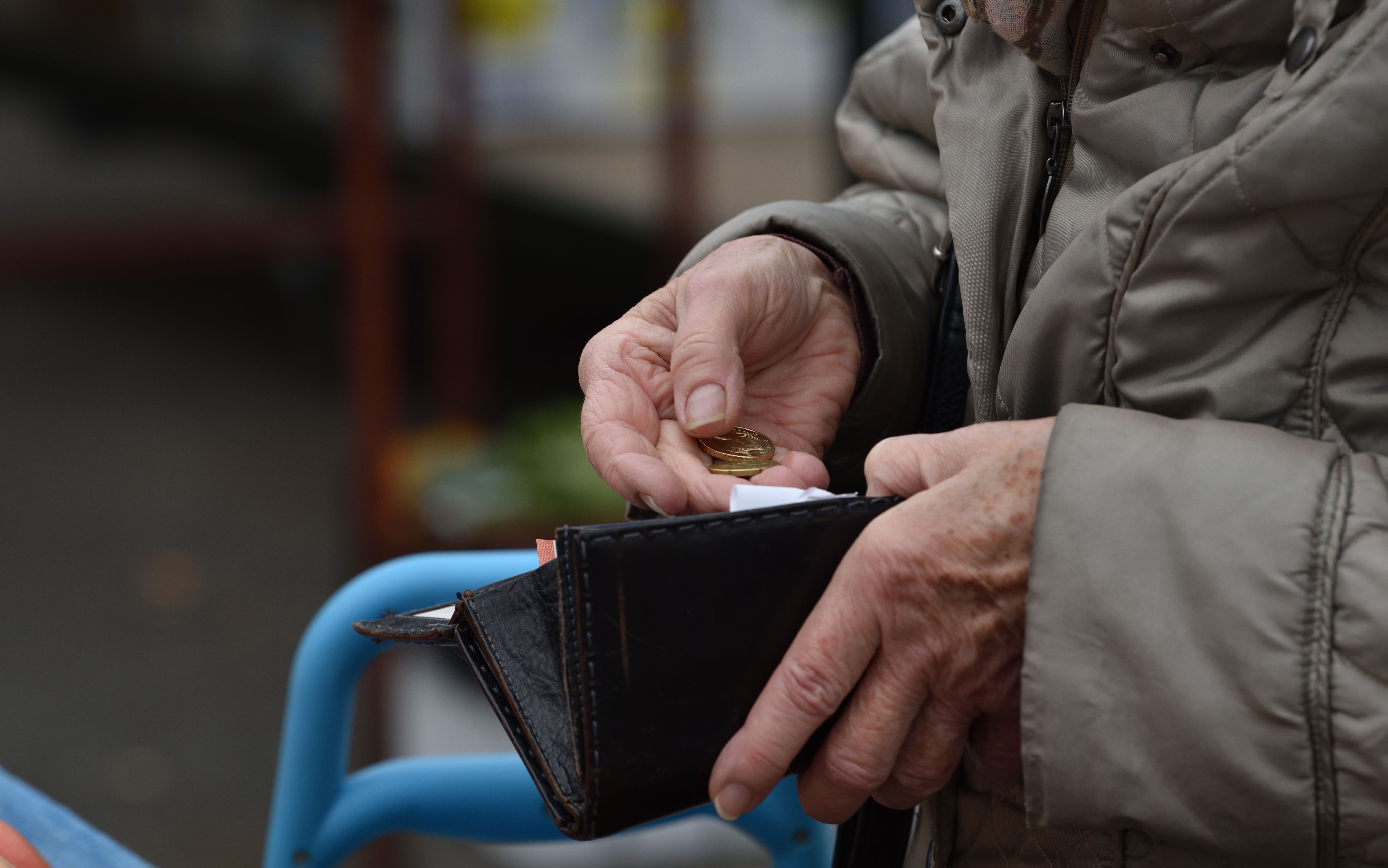 Pensionarii din Croația își cedează locuințele pentru hrană și îngrijire. Peste 7.700 de contracte încheiate într-un an