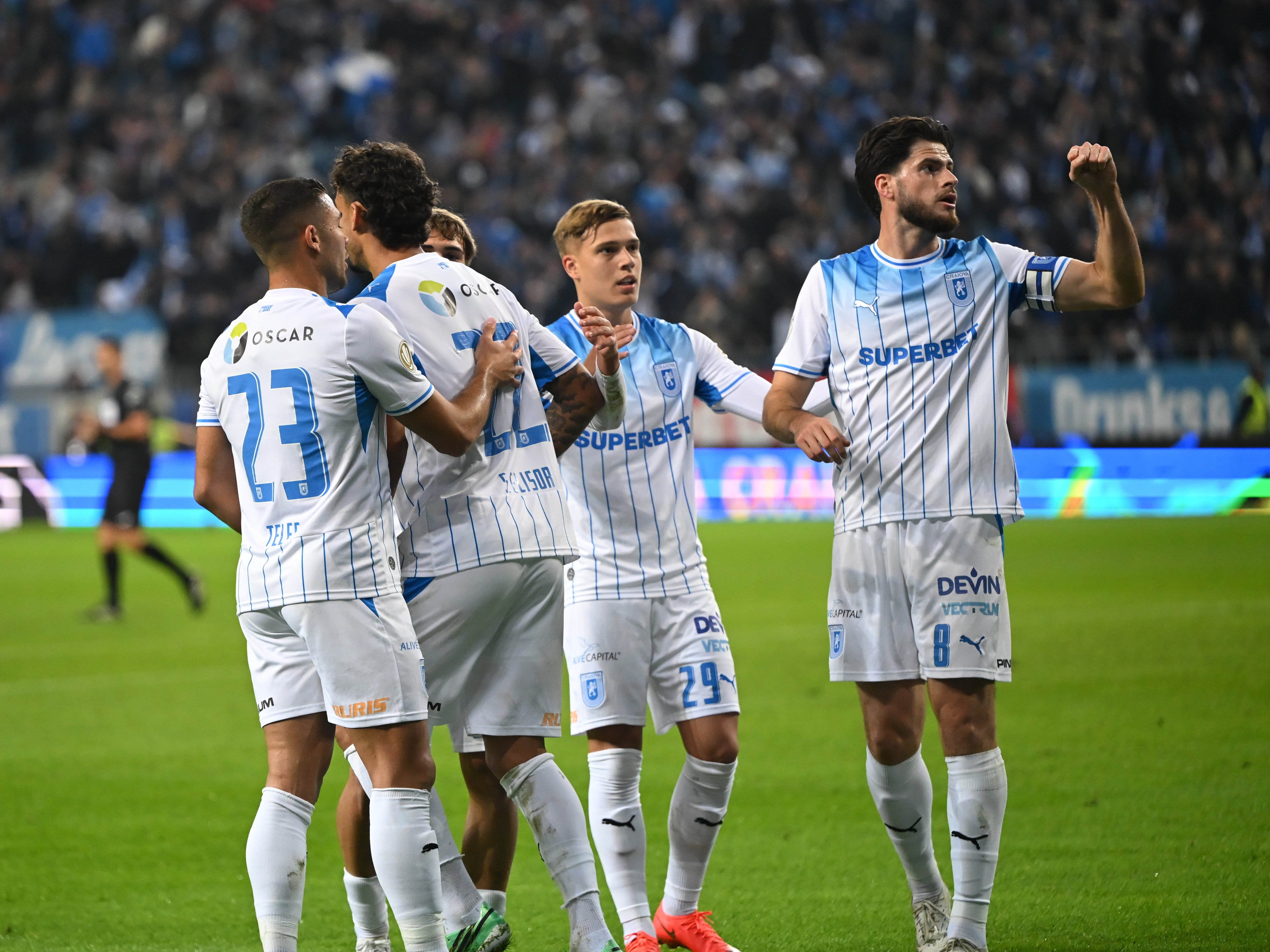 Universitatea Craiova - Farul, ACUM pe Sport.ro| Bară pentru olteni!