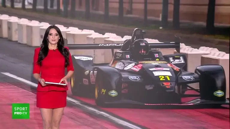 Mașina lui Batman a triumfat pe străzile din București