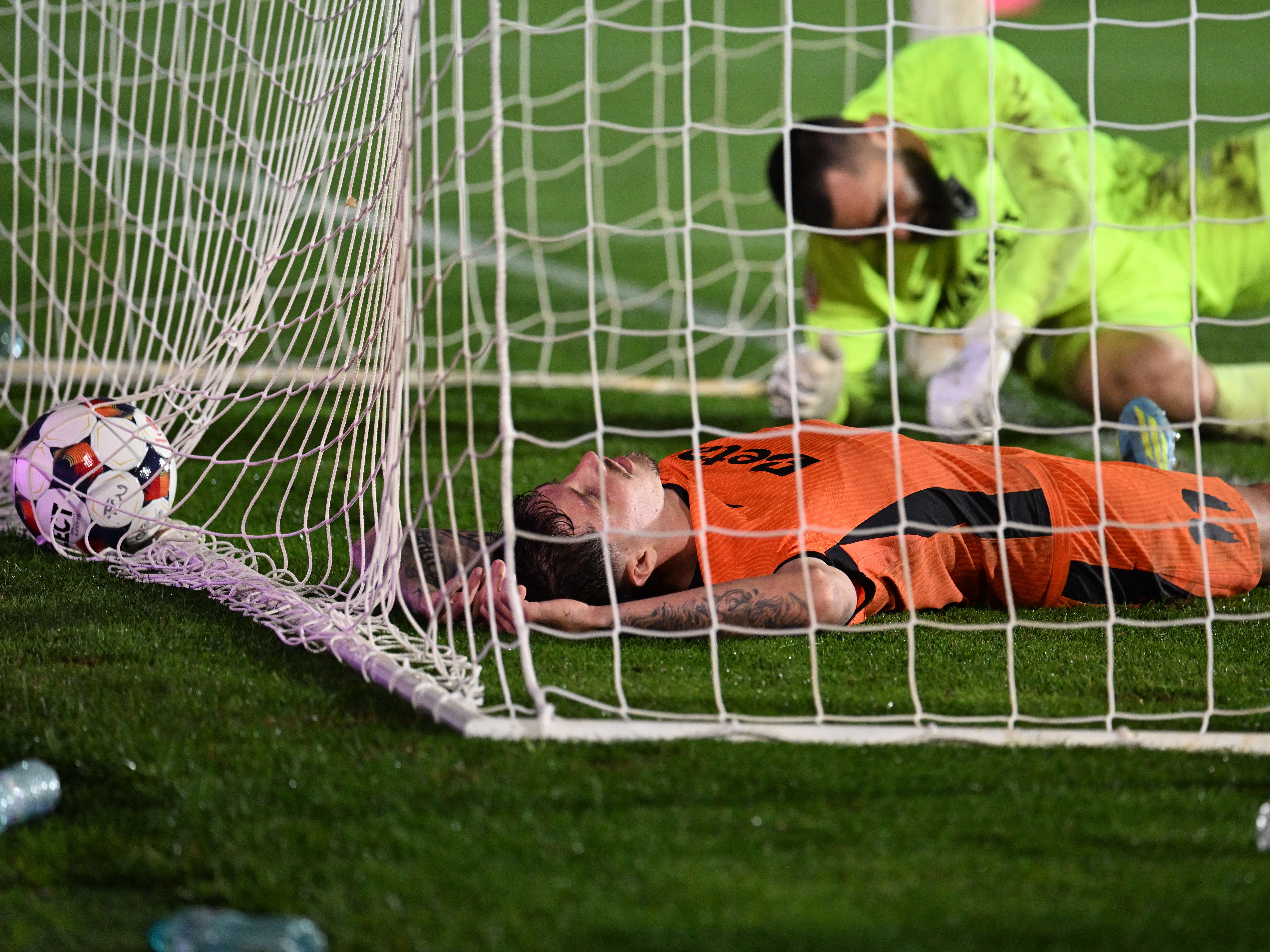 FCSB, șanse de 1% pentru un miracol! Specialiștii dau două favorite la titlu în Superliga