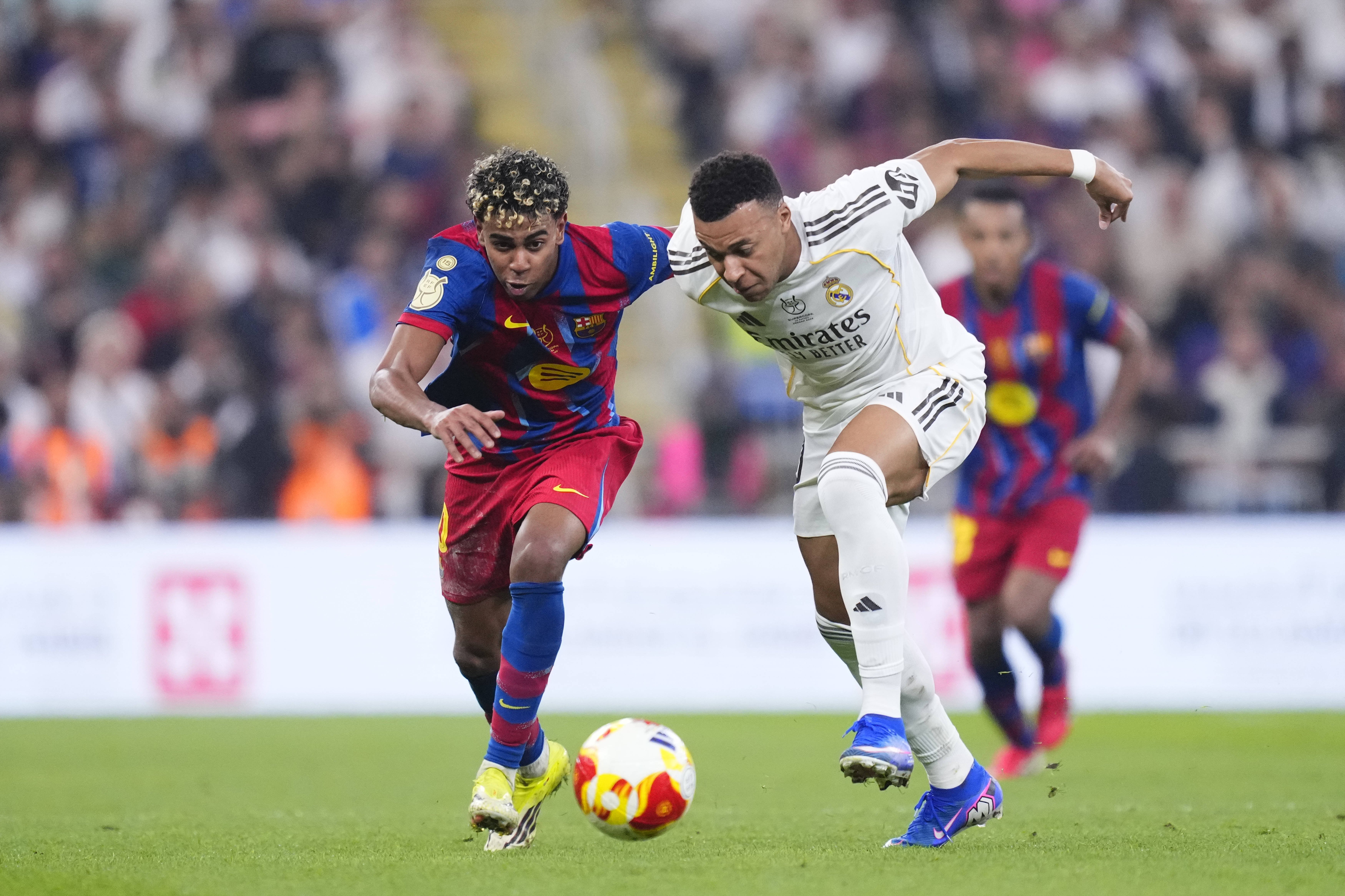 Specialiștii au decis între FC Barcelona și Real Madrid! Cine ia titlul în La Liga și la ce diferență de puncte