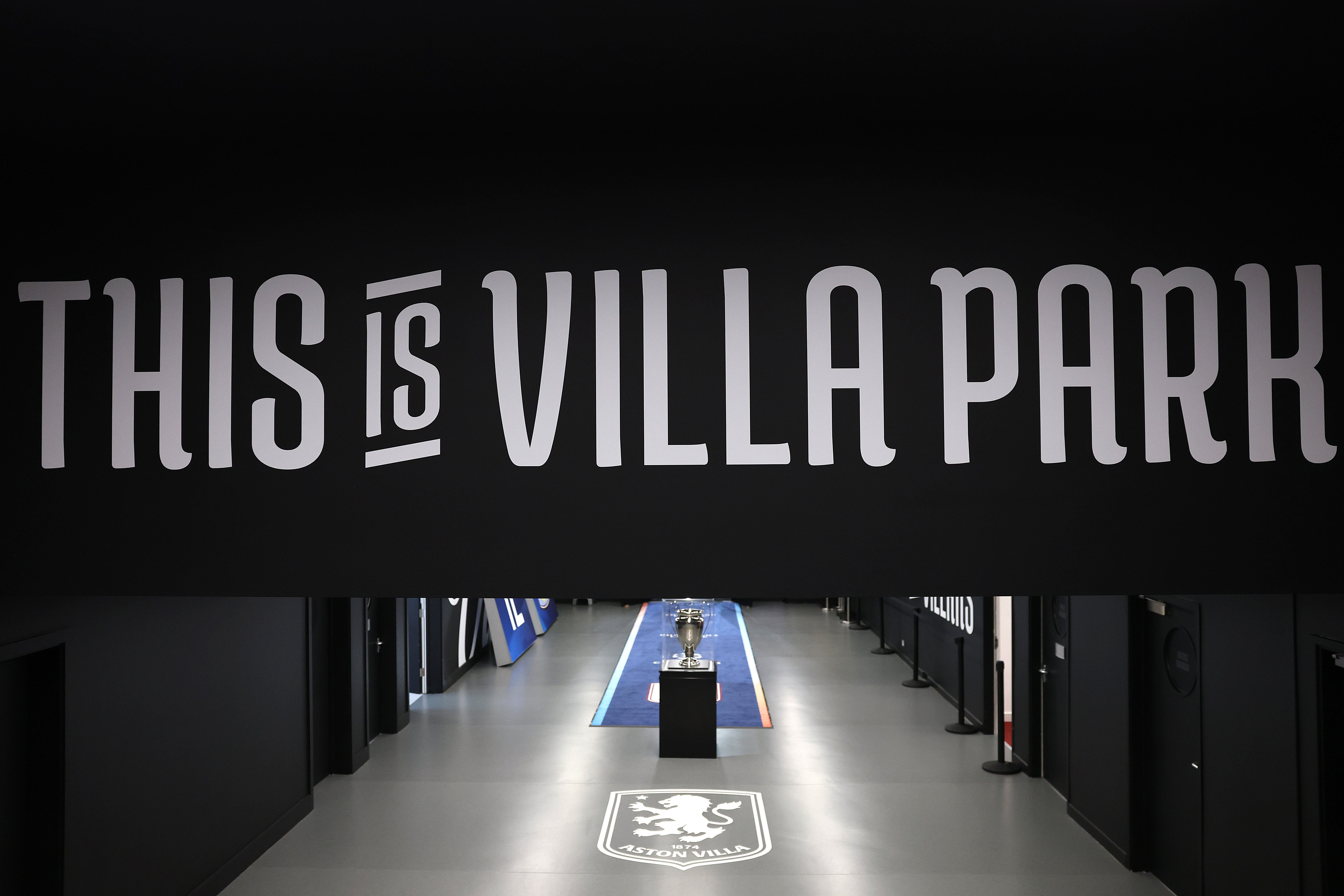 FOTO: Villa Park, casa lui Aston Villa de aproape 130 de ani. Istoria neobișnuită a stadionului din Birmingham: de la parc de distracții la stadionul de astăzi