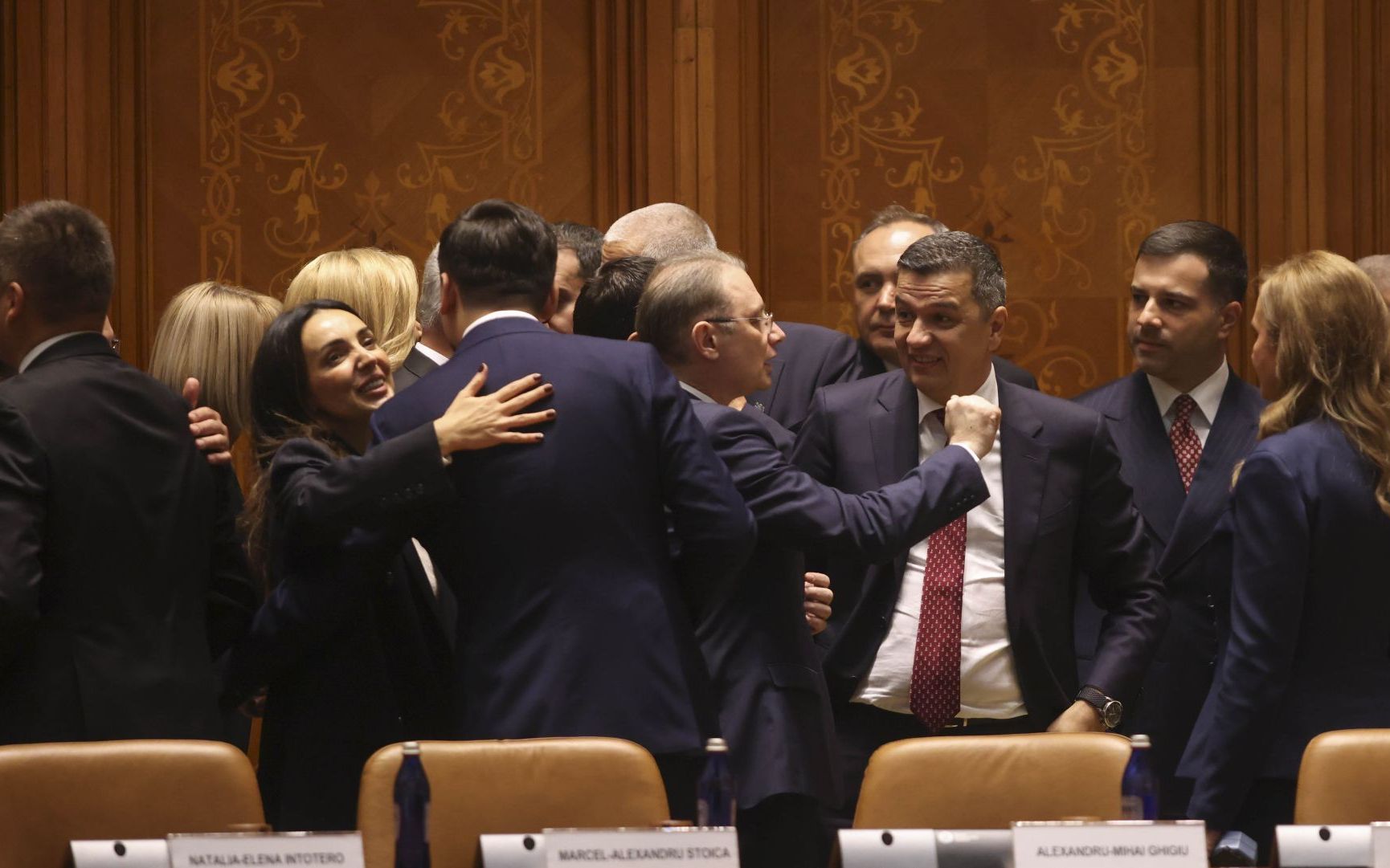 Politolog, despre viitorul Guvernului Niculescu: „Poate să reziste până la capăt”. Ce probleme vor întâmpina PNL și USR