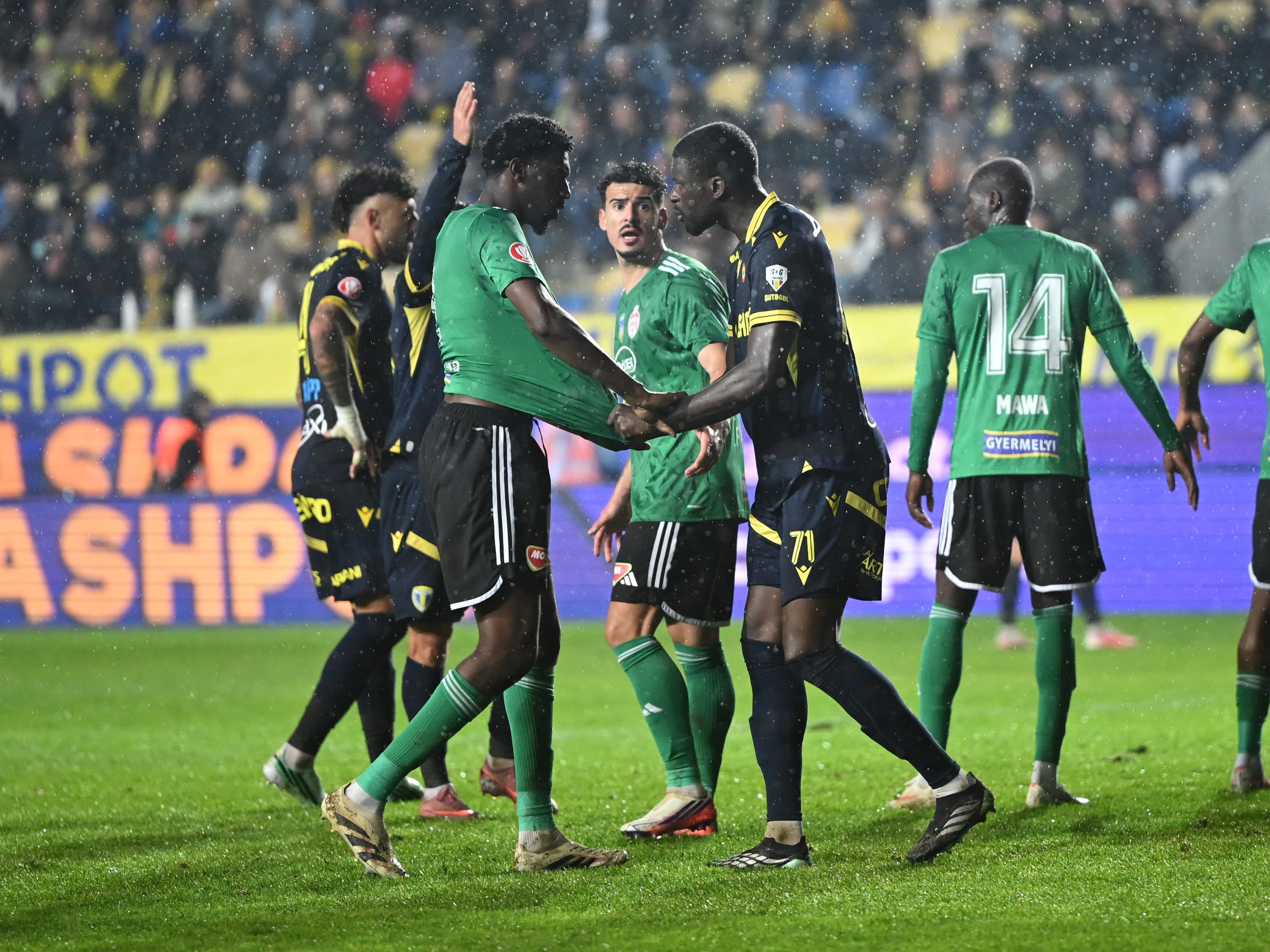 Echipa din Superliga a rămas fără sponsori: „Nu mai dă nimeni bani la fotbal”