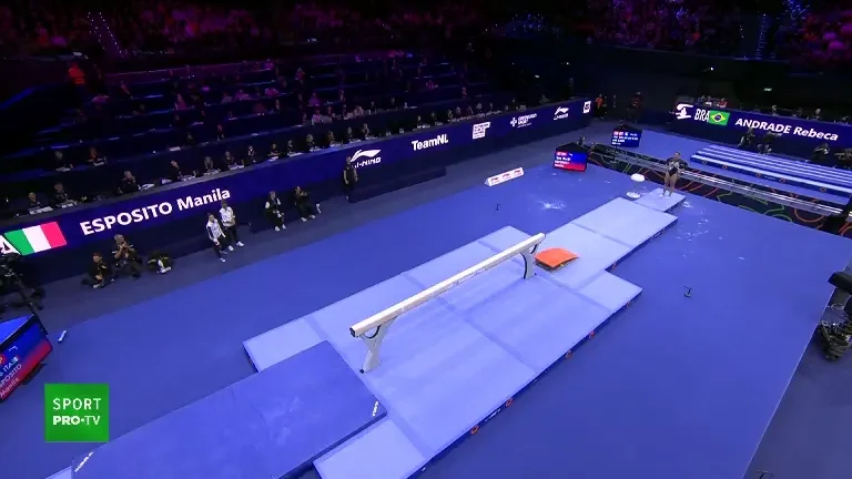 Manila Esposito, exercițiu la bârnă din finala de la feminin la Campionatul Mondial de gimnastică (21.10.2026)