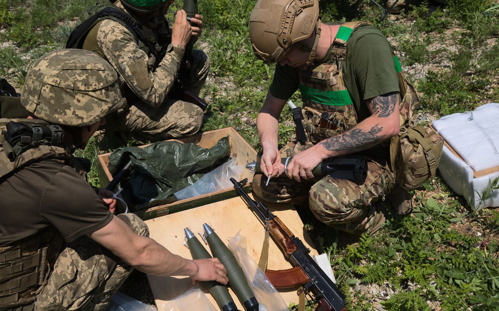Permisiunea primită de Ucraina de la NATO, ca răspuns la acordul dintre SUA și Rusia. Decizia-fulger a Alianței