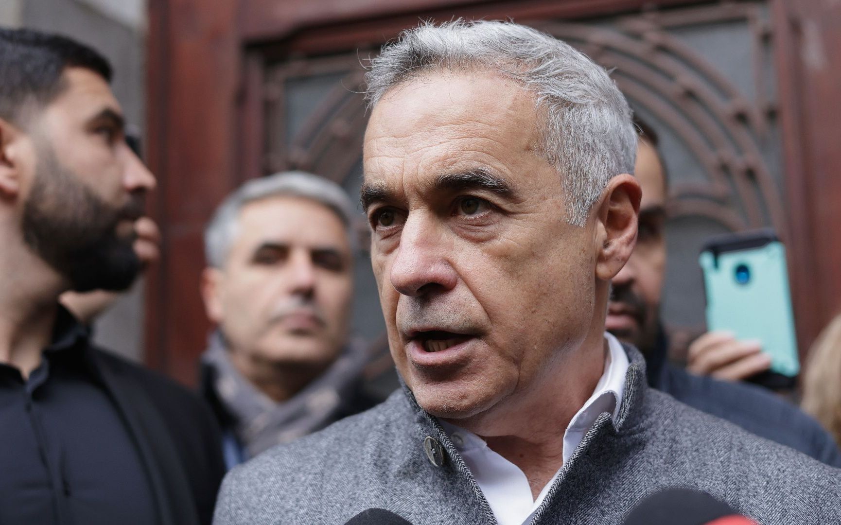 Prima reacţie a lui Călin Georgescu după ce judecătorii au refuzat să-l trimită în arest la domiciliu