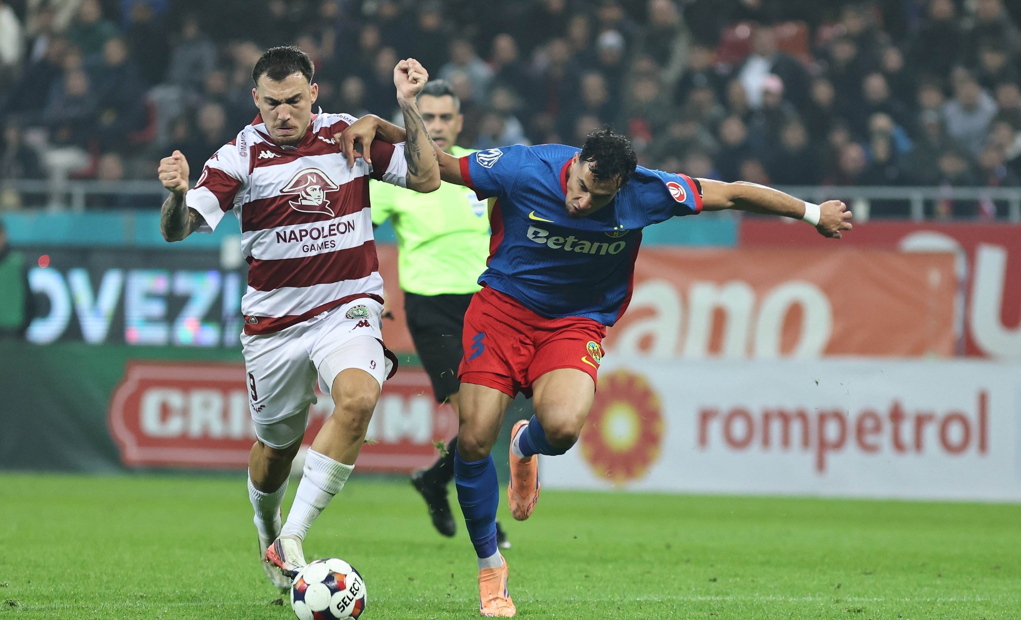S-au actualizat șansele la titlu după FCSB - Rapid 4-1! Cele două mari favorite