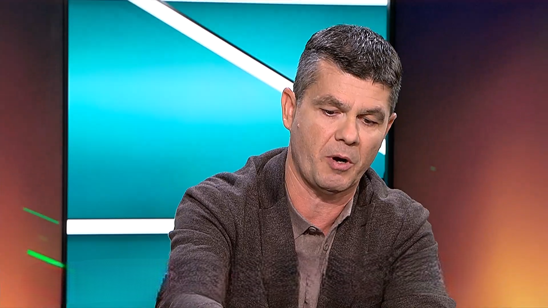 Robert Niță, o nouă reacție în conflictul cu Cristi Săpunaru: ”Să nu îi ceară 'pârâtul' Prunea drepturi de autor!”