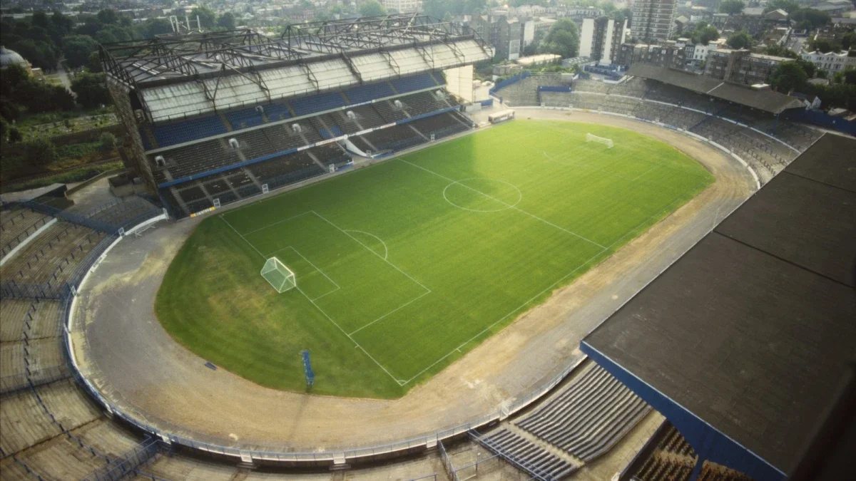 Old stamford bridge views 10