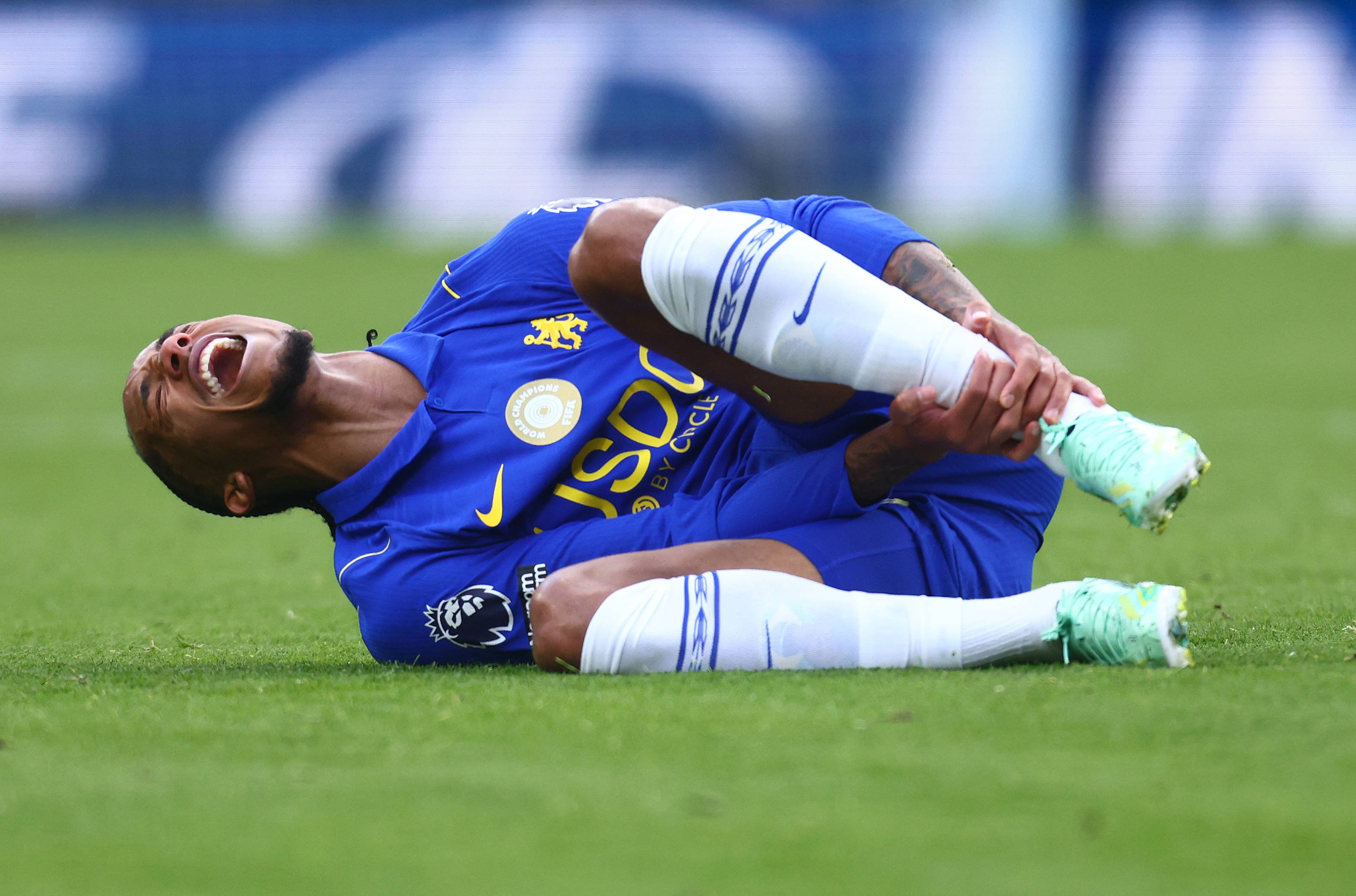 Joao Pedro s-a accidentat și e OUT! Cât va lipsi starul lui Chelsea