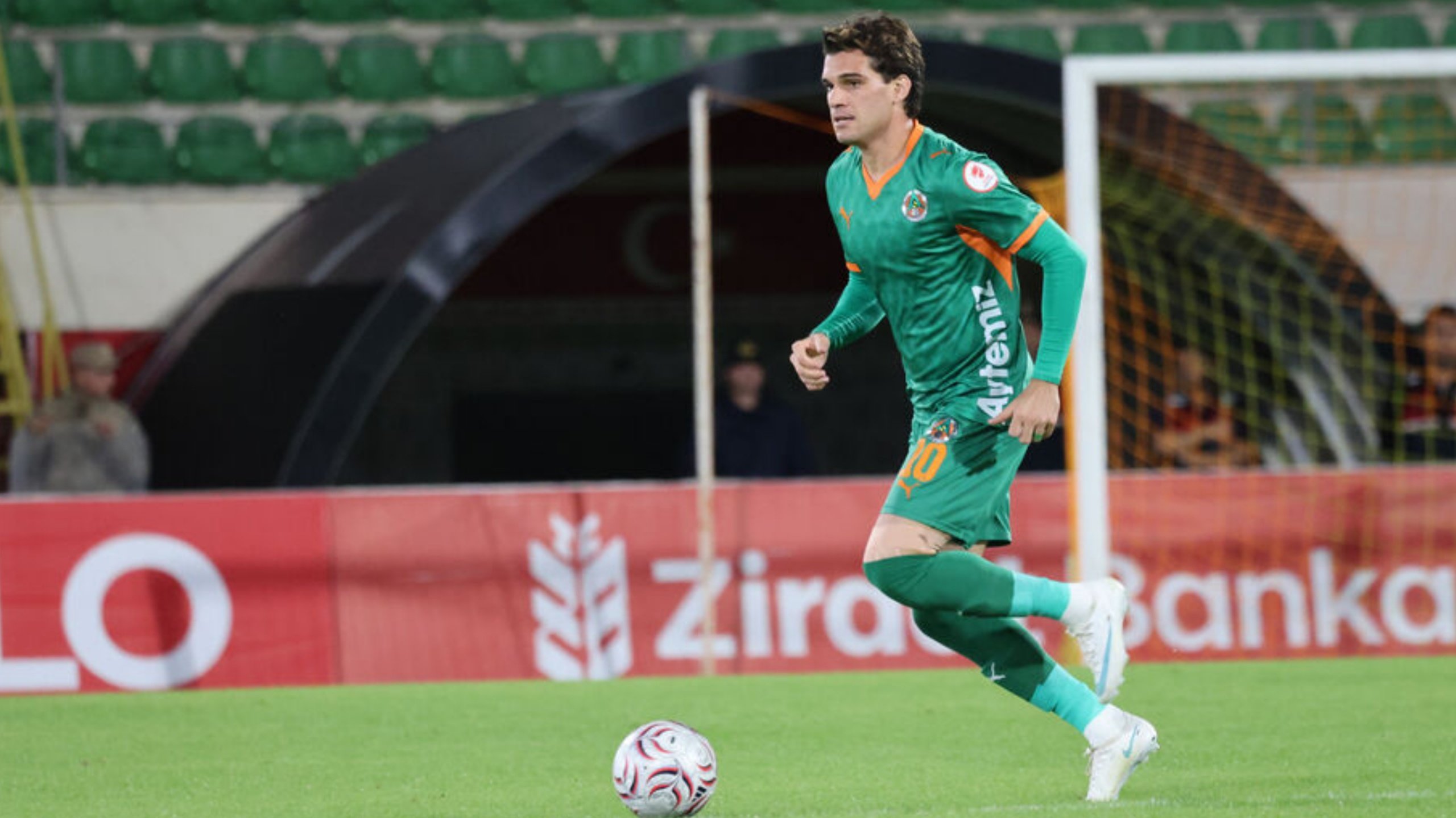 La patru zile după tirada antrenorului, Ianis Hagi a revenit pe teren. Ce a urmat