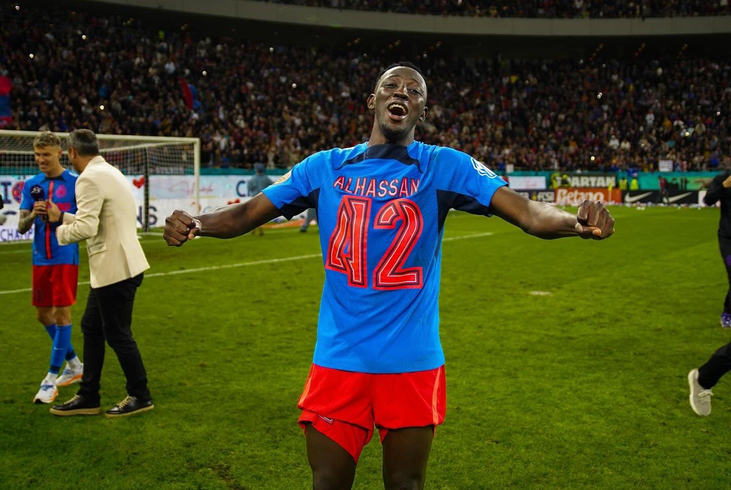 900.000 de euro pentru Baba Alhassan