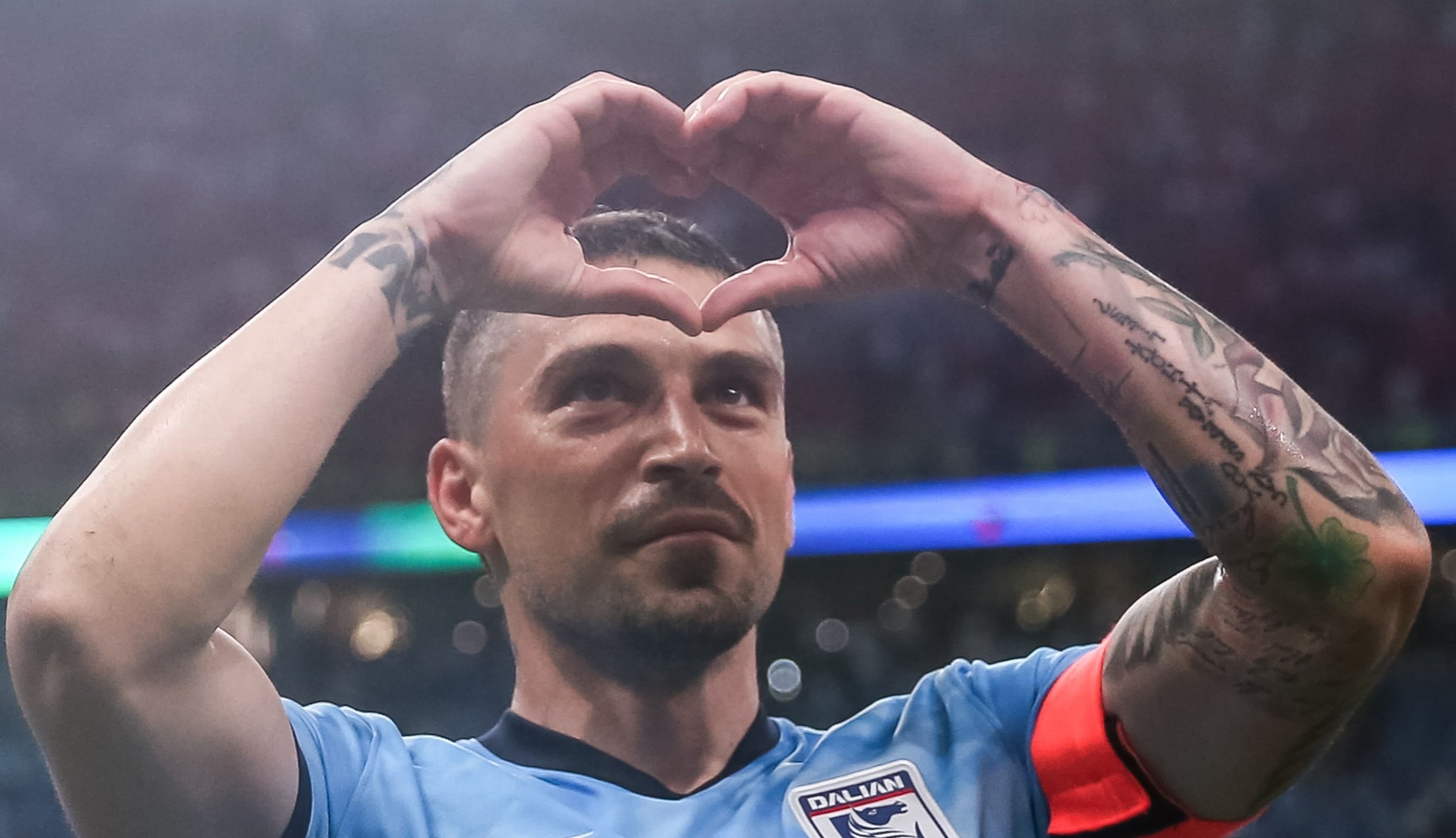 Surpriză uriașă! Dat ca transferat în Superliga, Nicolae Stanciu e așteptat să semneze în străinătate: ”Viitor promițător!”