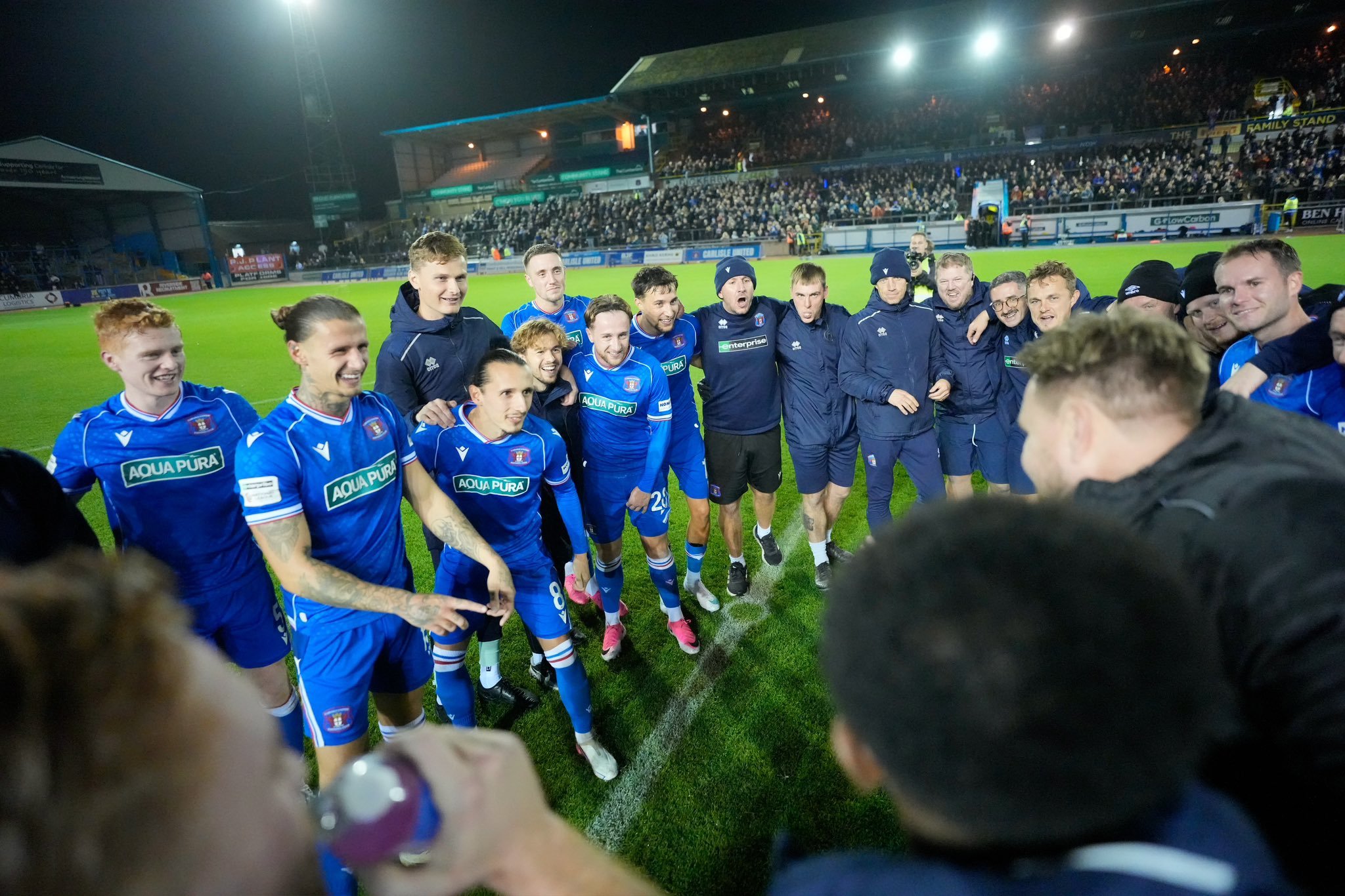 Din minutul 30 s-a jucat 9 contra 11, iar scorul final i-a lăsat mască pe toți: "N-am mai văzut niciodată așa ceva!"