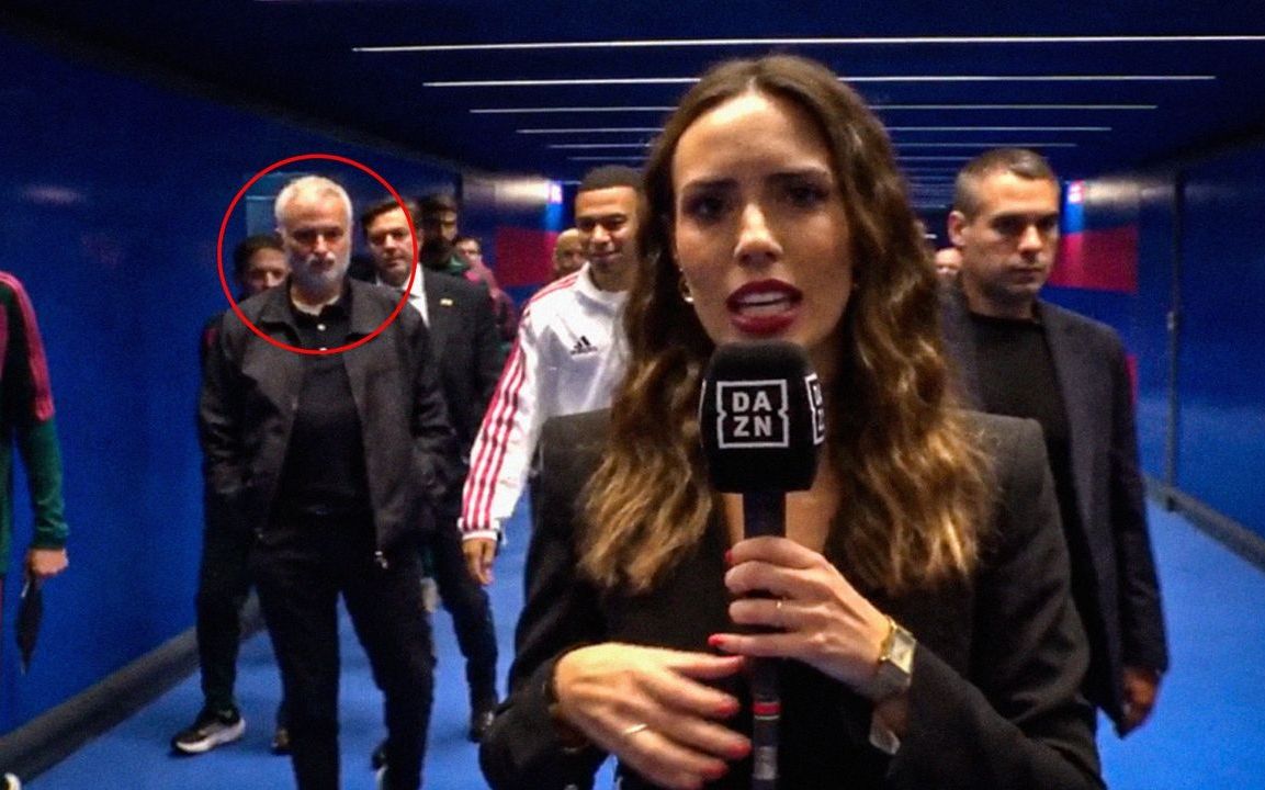Gestul lui Jose Mourinho, aflat în spatele Sandrei Diaz, a împărțit lumea în două: "Dezgustător!"