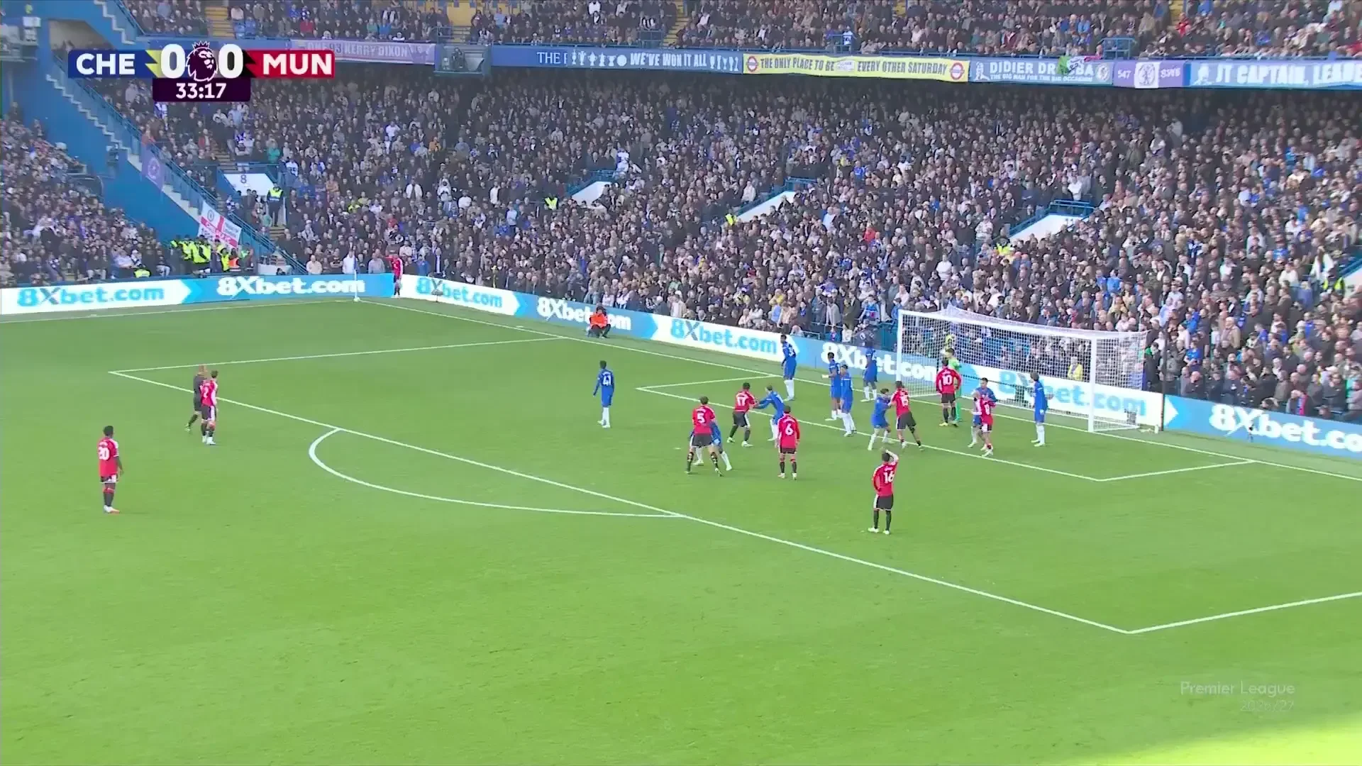 Chelsea - Manchester United | Gol anulat pentru Manchester United Cunha înscrie după o fază fixă, dar și golul său este anulat pentru ofsaid.