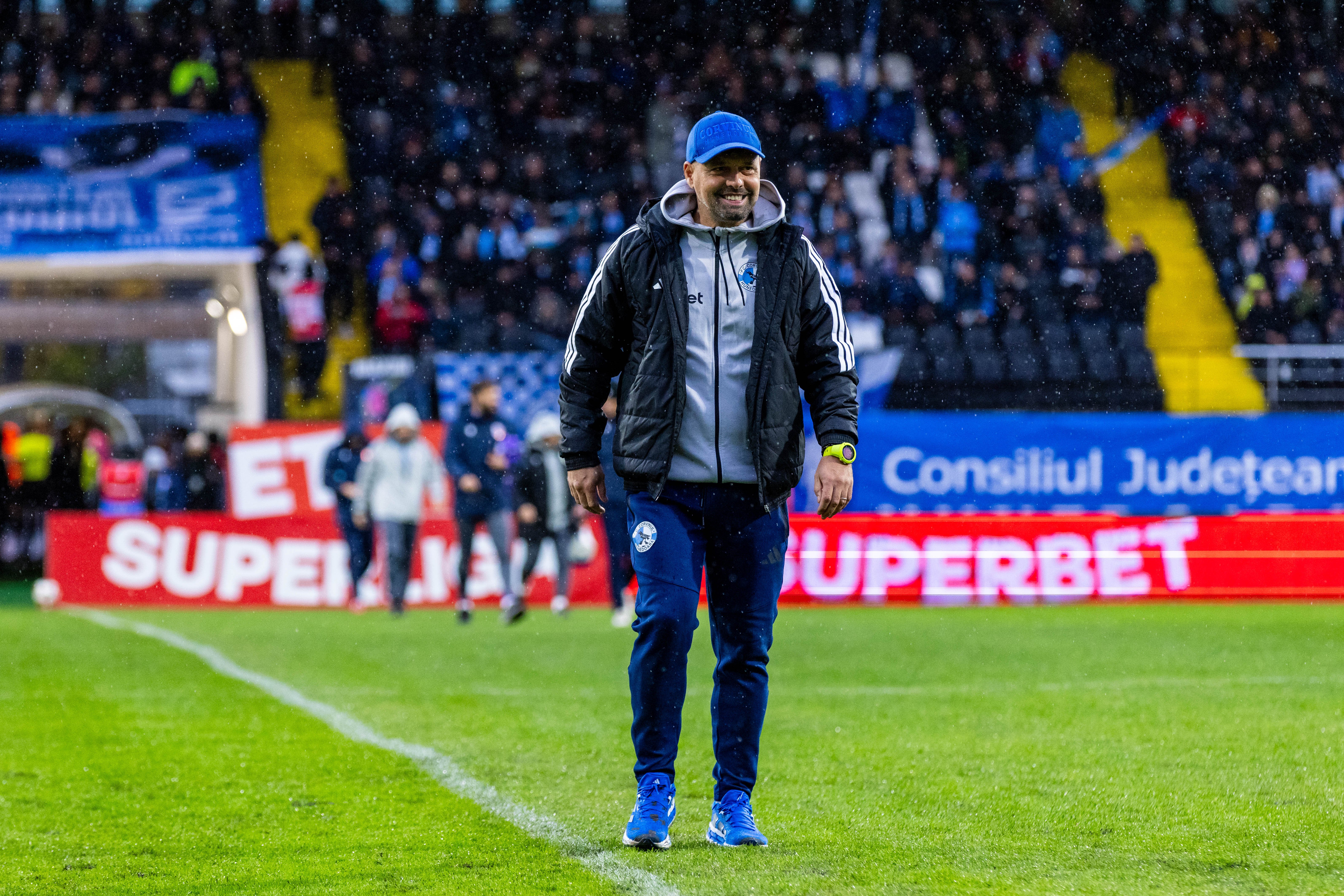Corvinul Hunedoara - FC Argeș 2-0, pe Sport.ro! Victorie uriașă pentru Florin Maxim